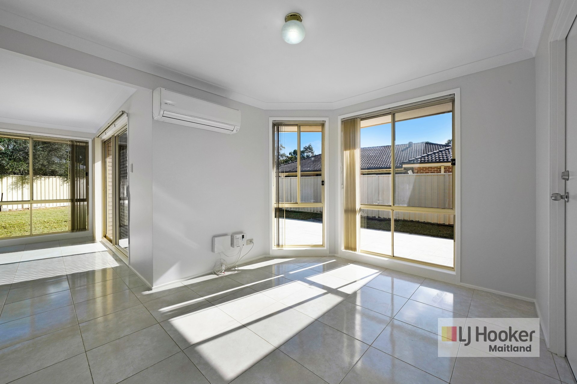 22 Drysdale Crescent — photo 7 of 15