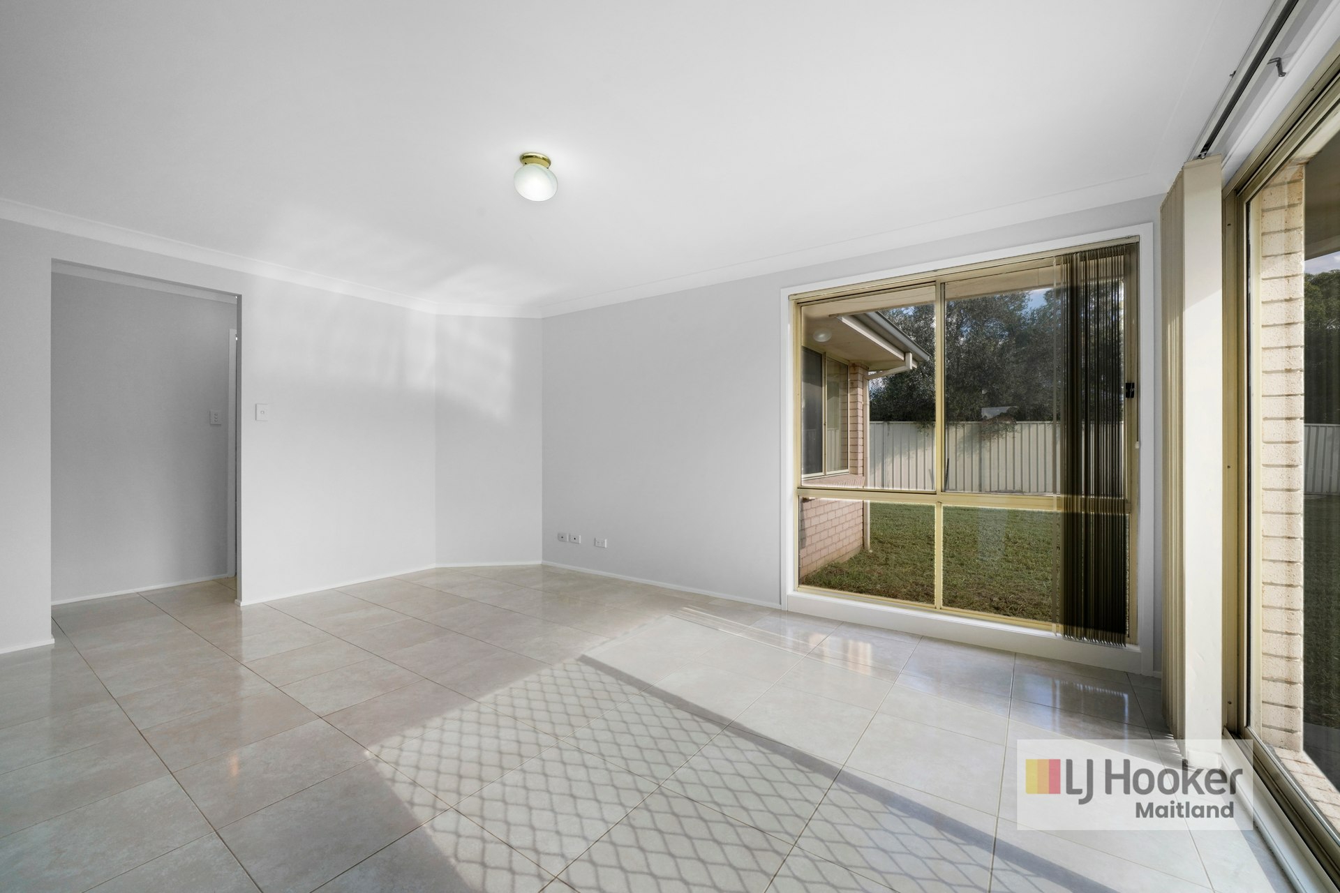 22 Drysdale Crescent — photo 8 of 15
