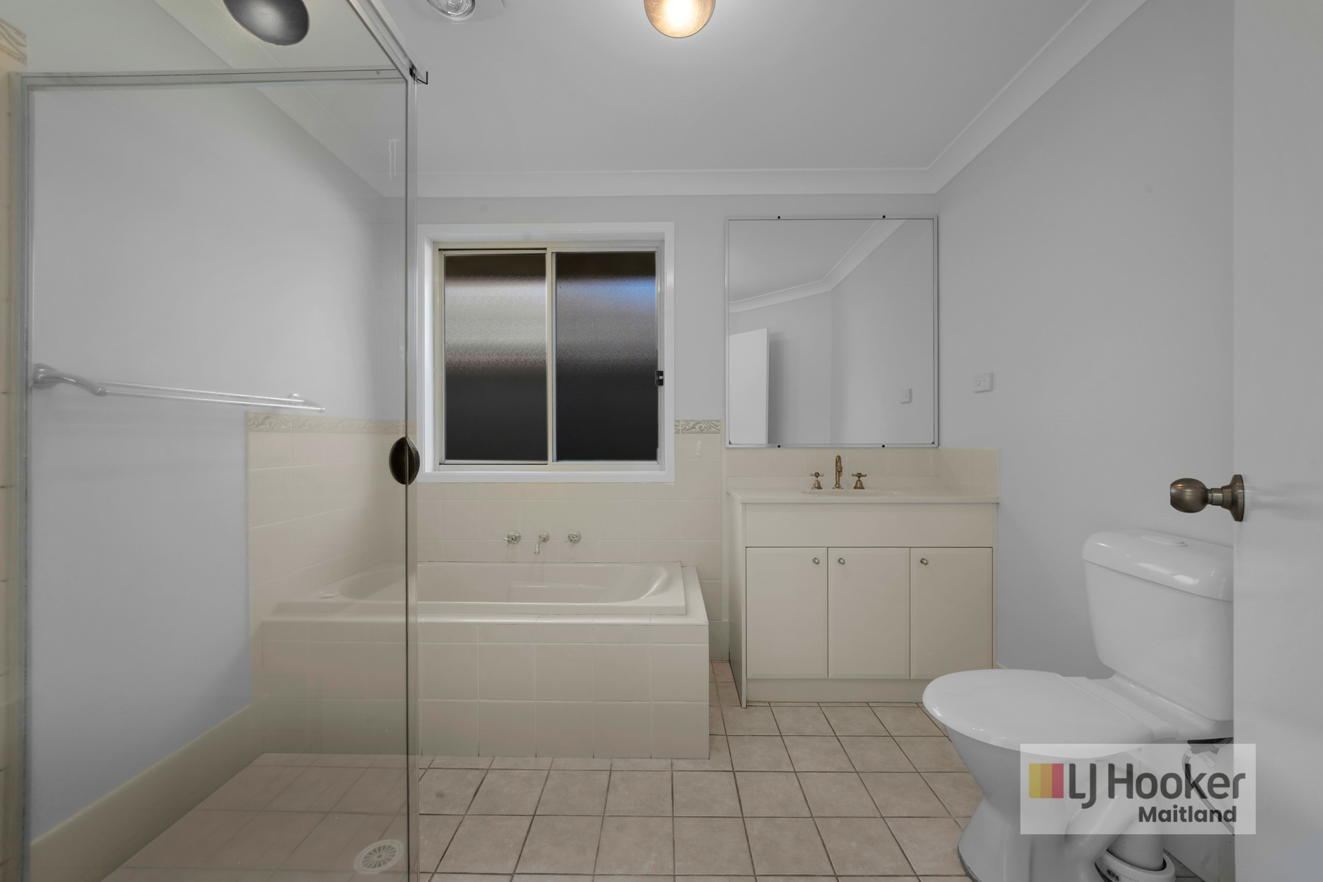 22 Drysdale Crescent — photo 10 of 15