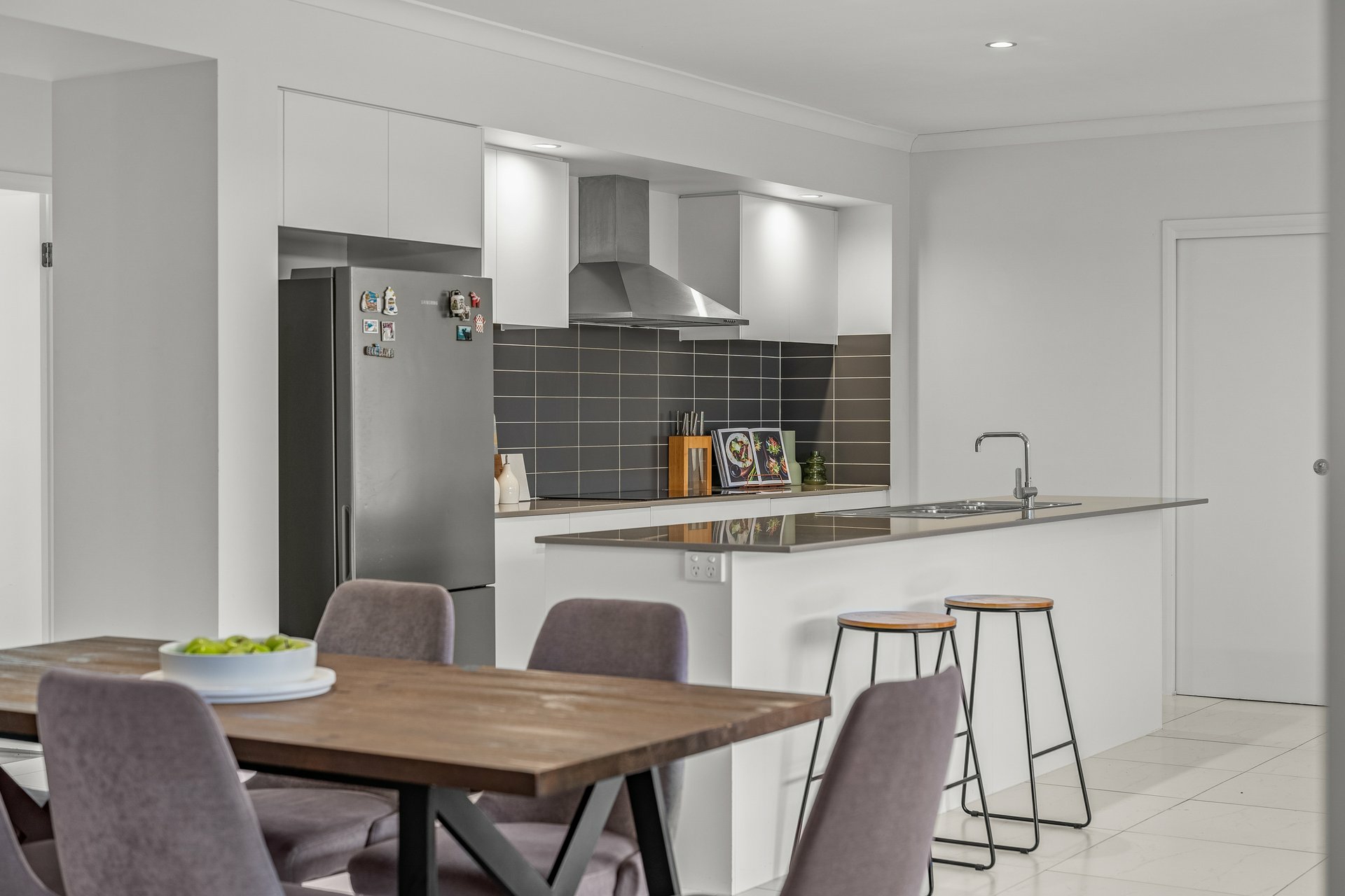 42 Radiant Avenue — photo 5 of 25