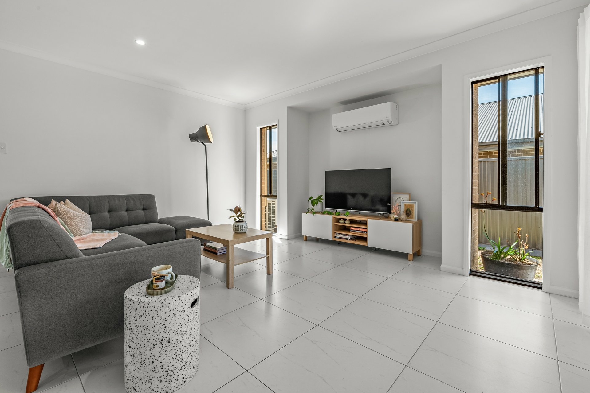 42 Radiant Avenue — photo 11 of 25