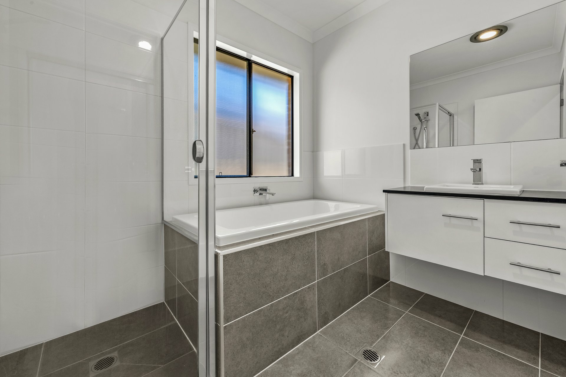 42 Radiant Avenue — photo 17 of 25