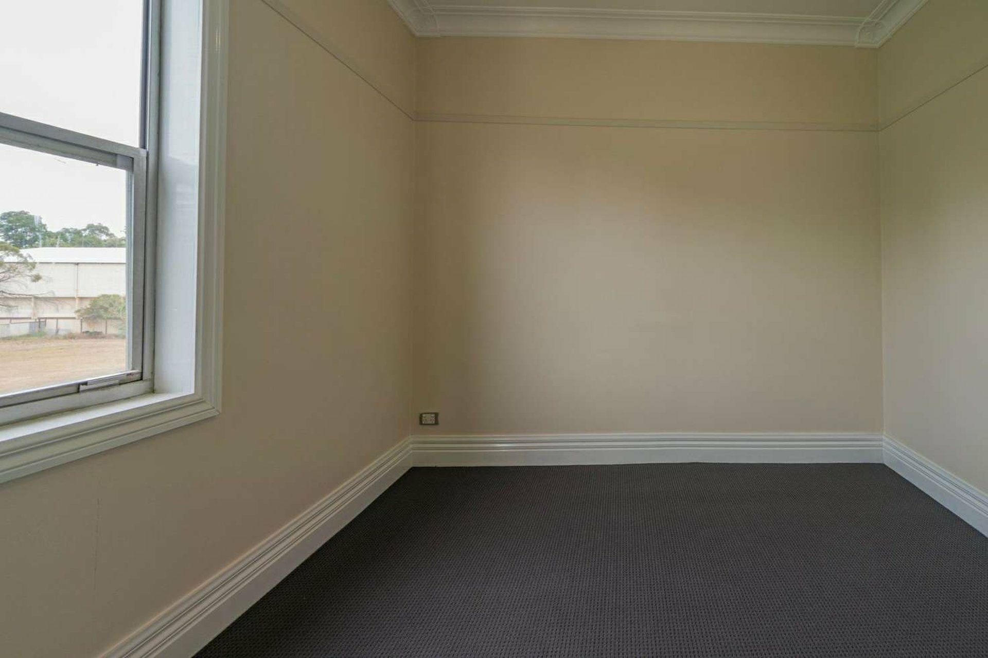 2/48 Devonshire Street — photo 3 of 7
