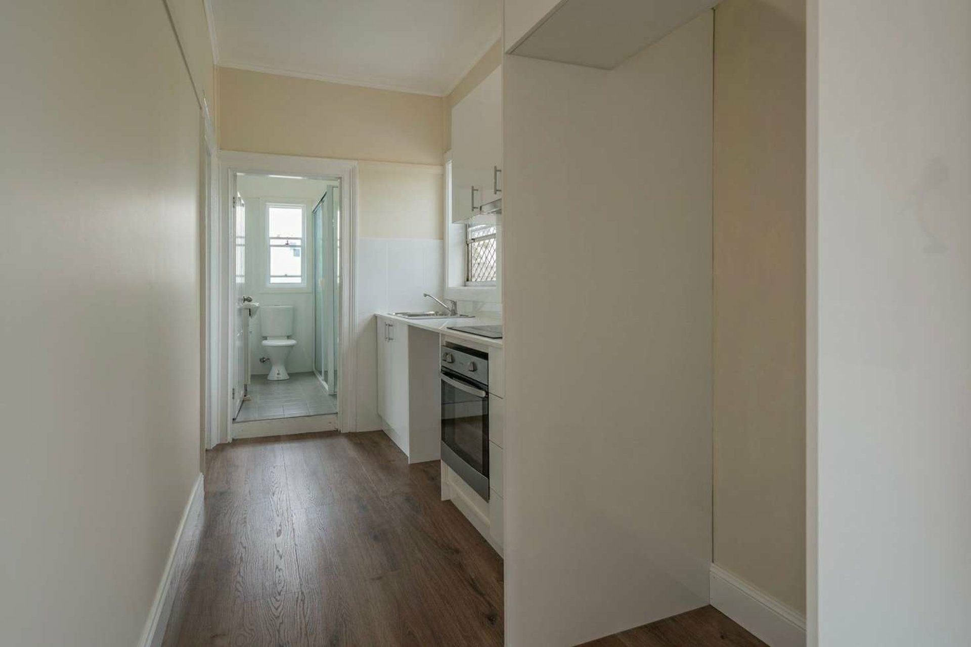 2/48 Devonshire Street — photo 5 of 7