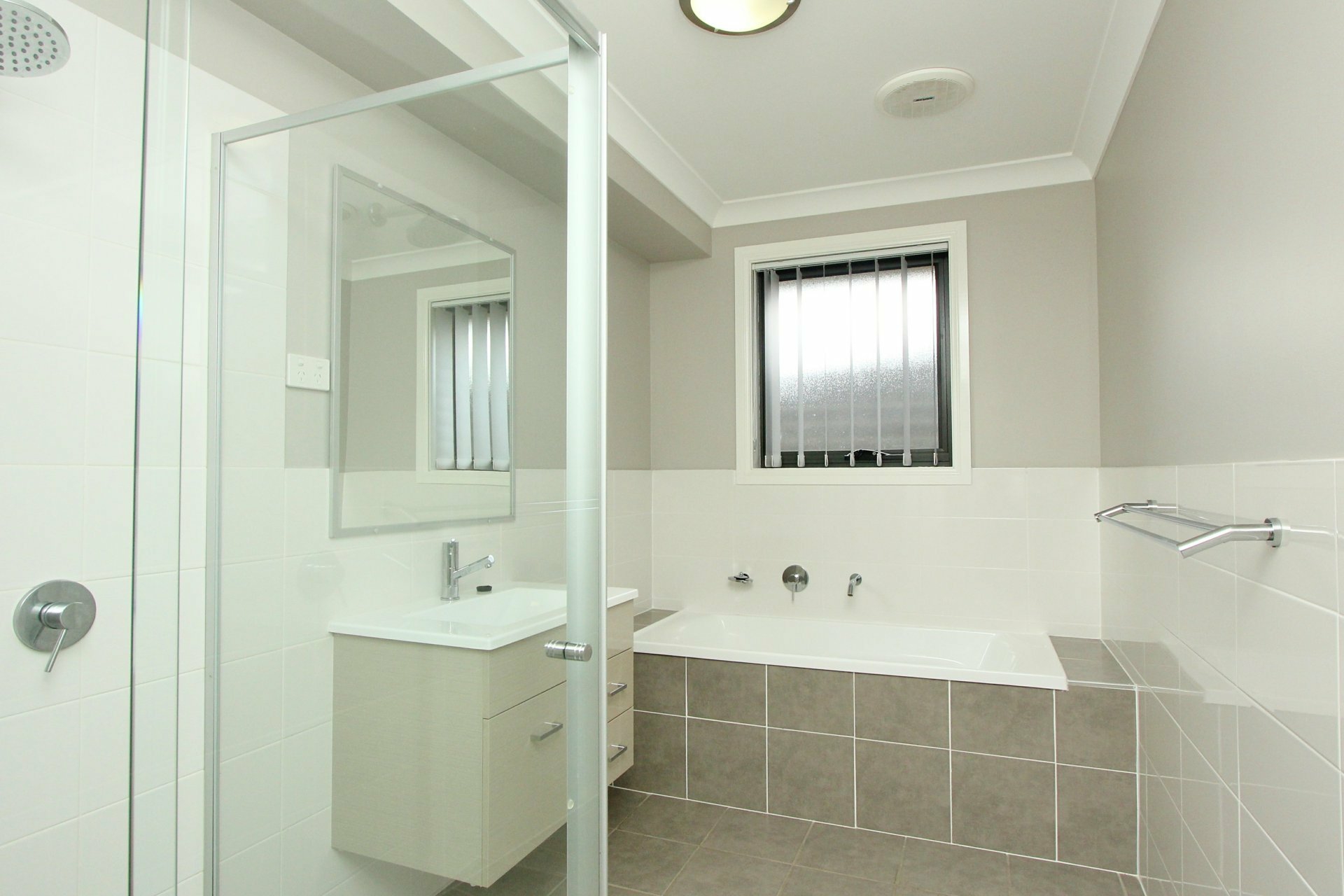 1/66 Ryans Road — photo 8 of 10