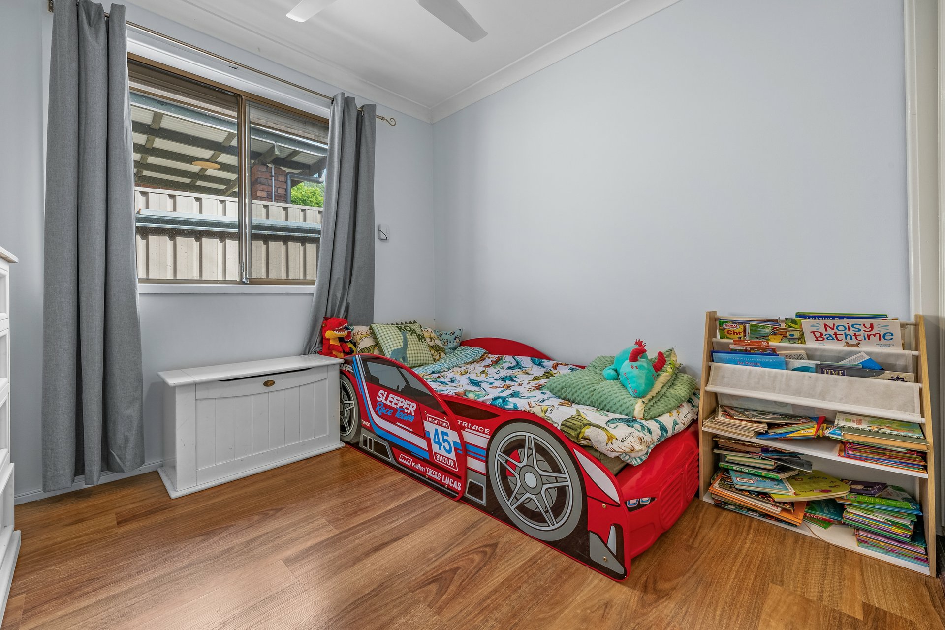 27 Lindeman Street — photo 8 of 24