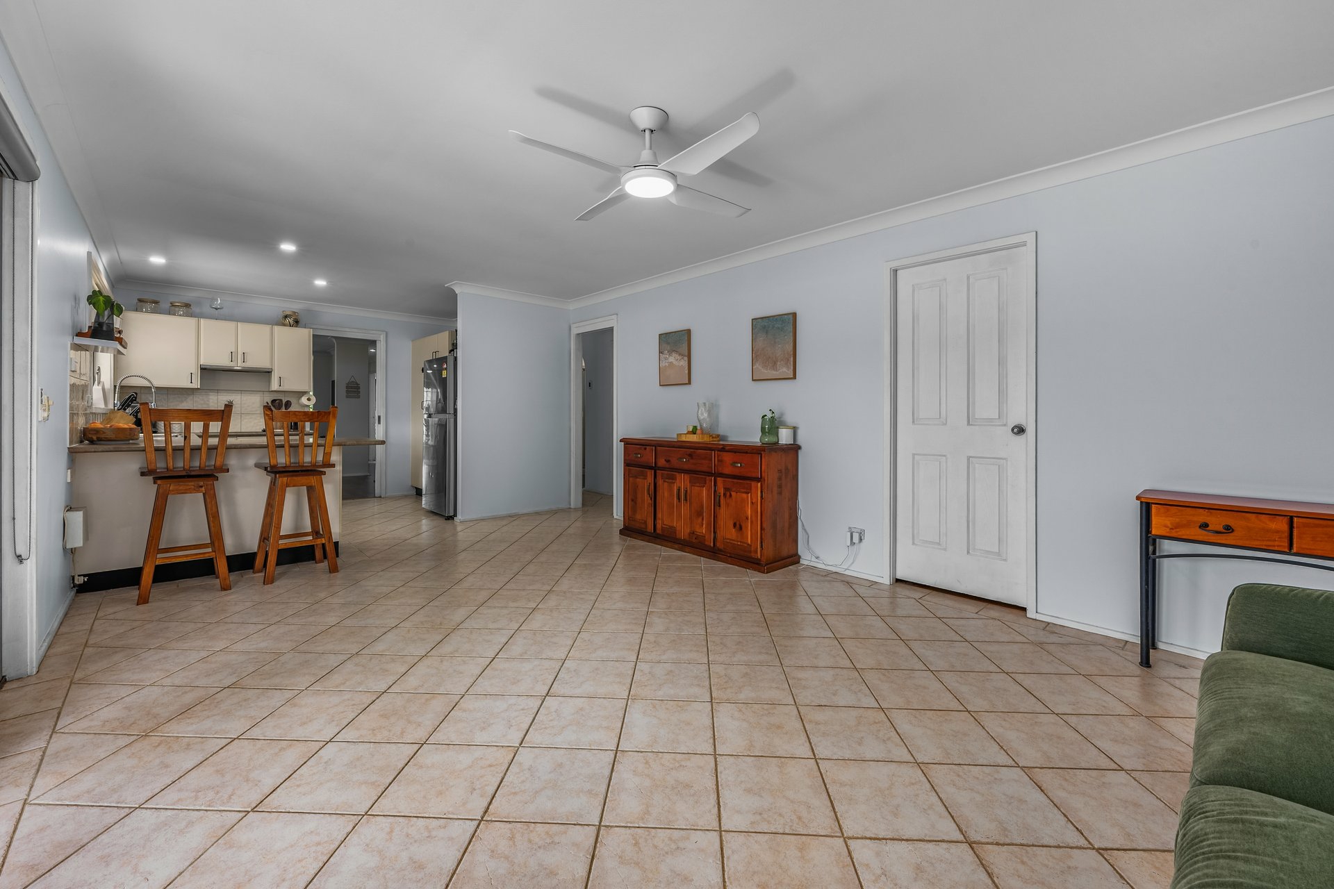 27 Lindeman Street — photo 11 of 24