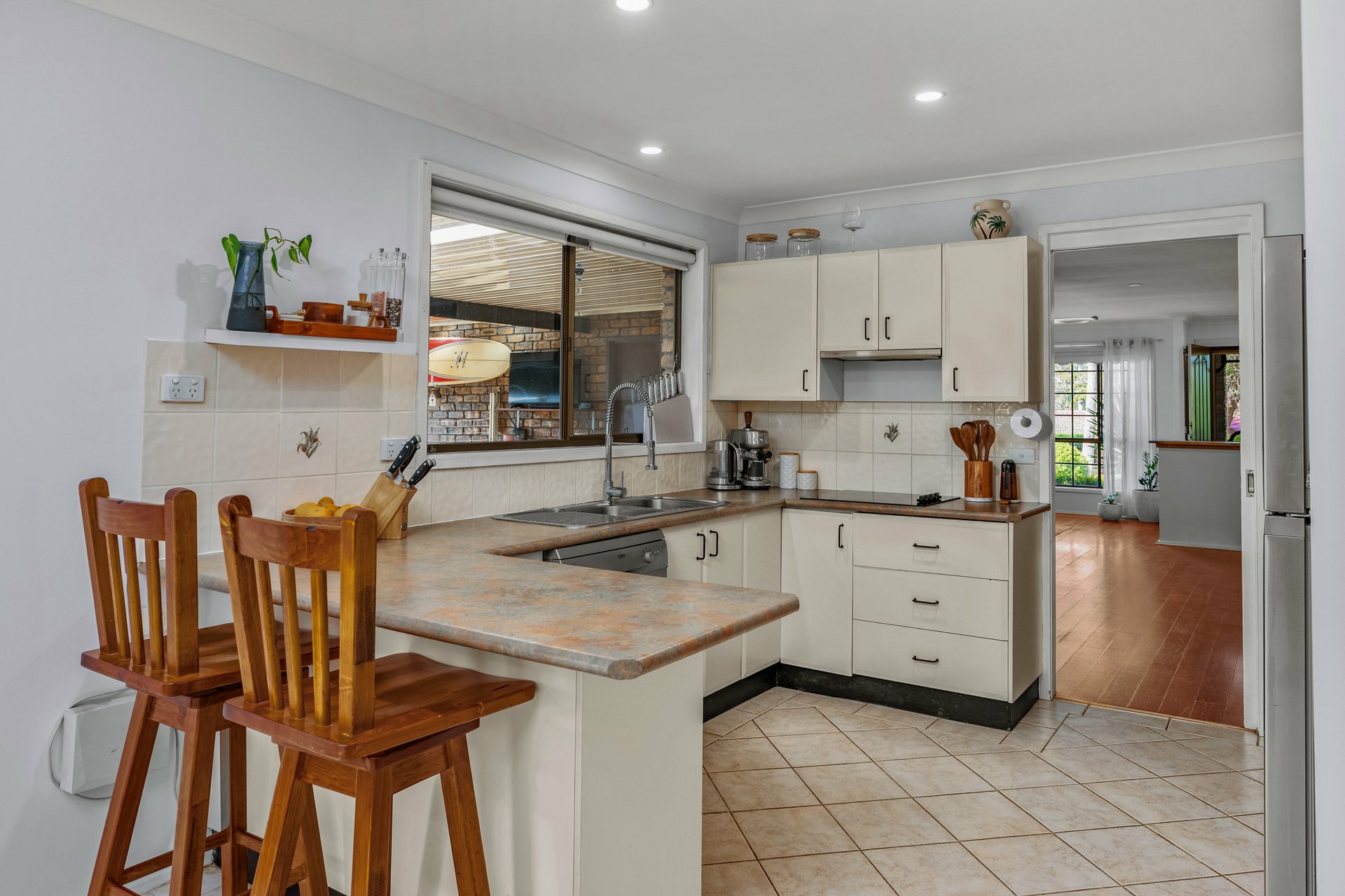 27 Lindeman Street — photo 12 of 24