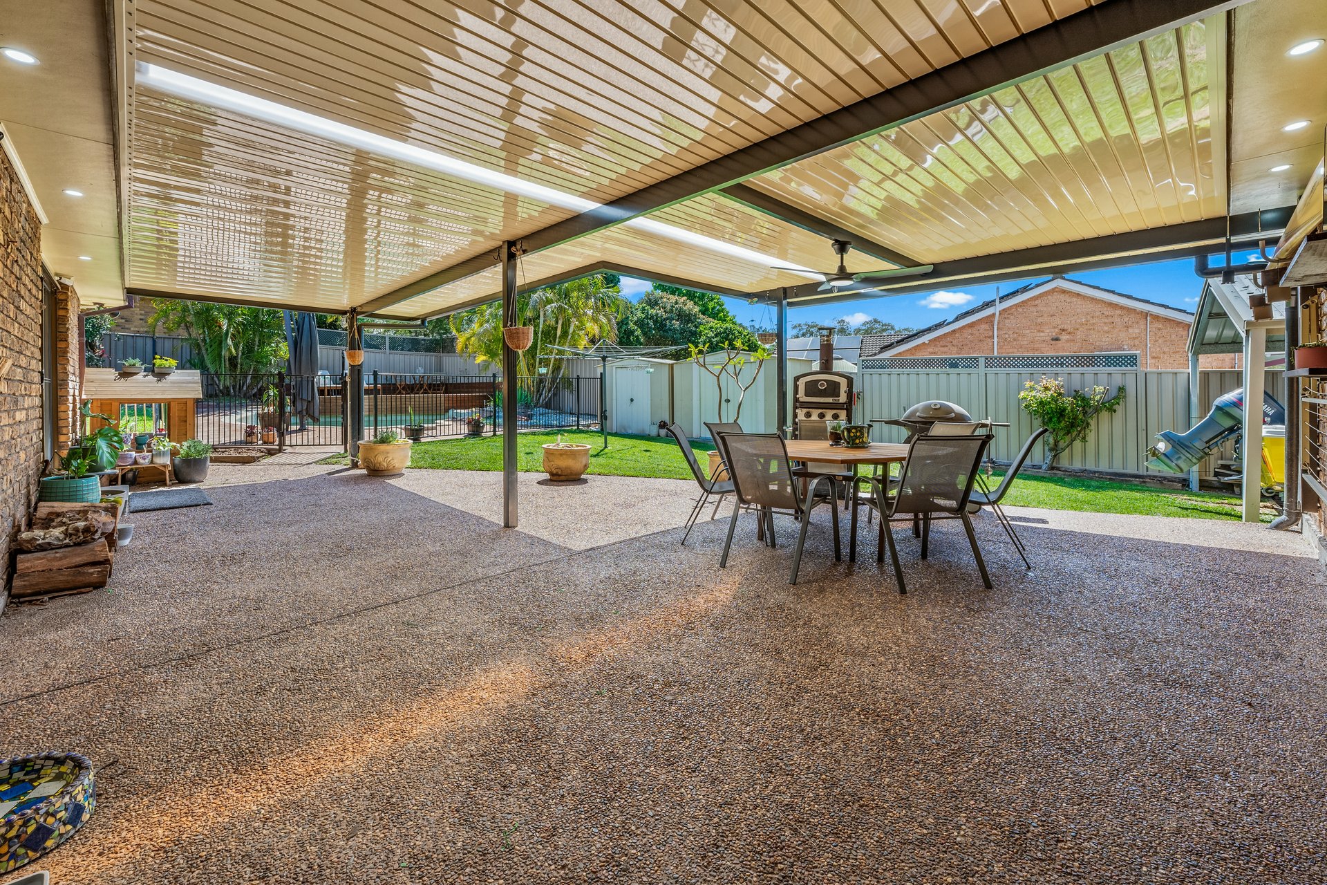 27 Lindeman Street — photo 13 of 24