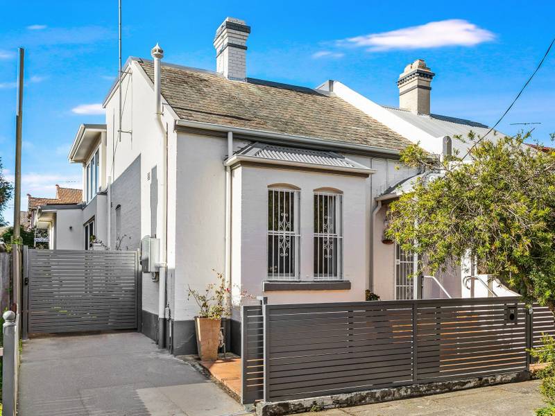 12 Angelo Street, Burwood