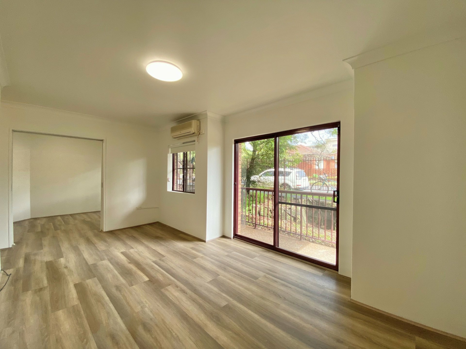 2/42-46 Wentworth Road, BURWOOD
