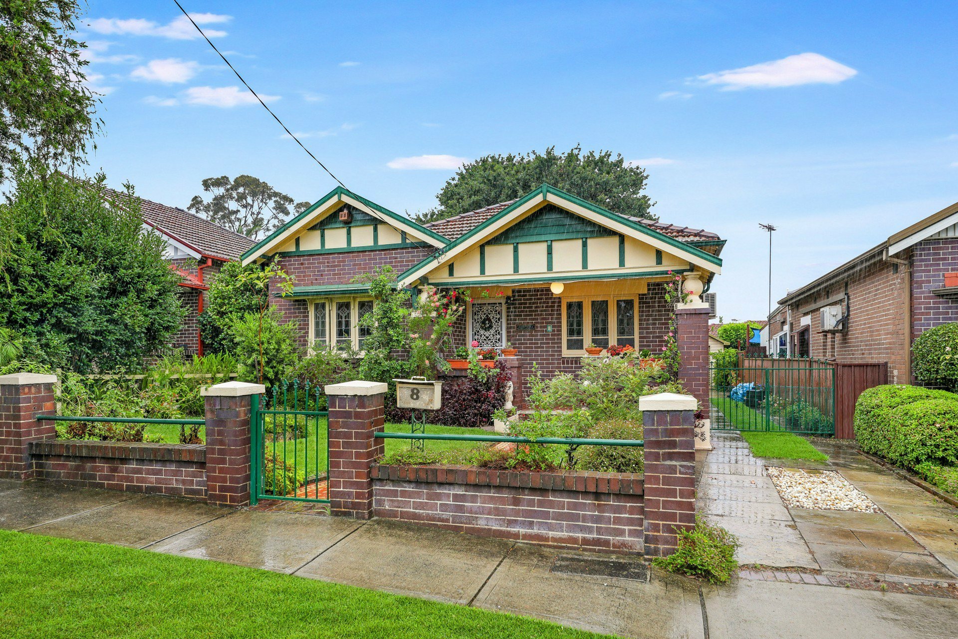 8 Rostherne Avenue, Croydon