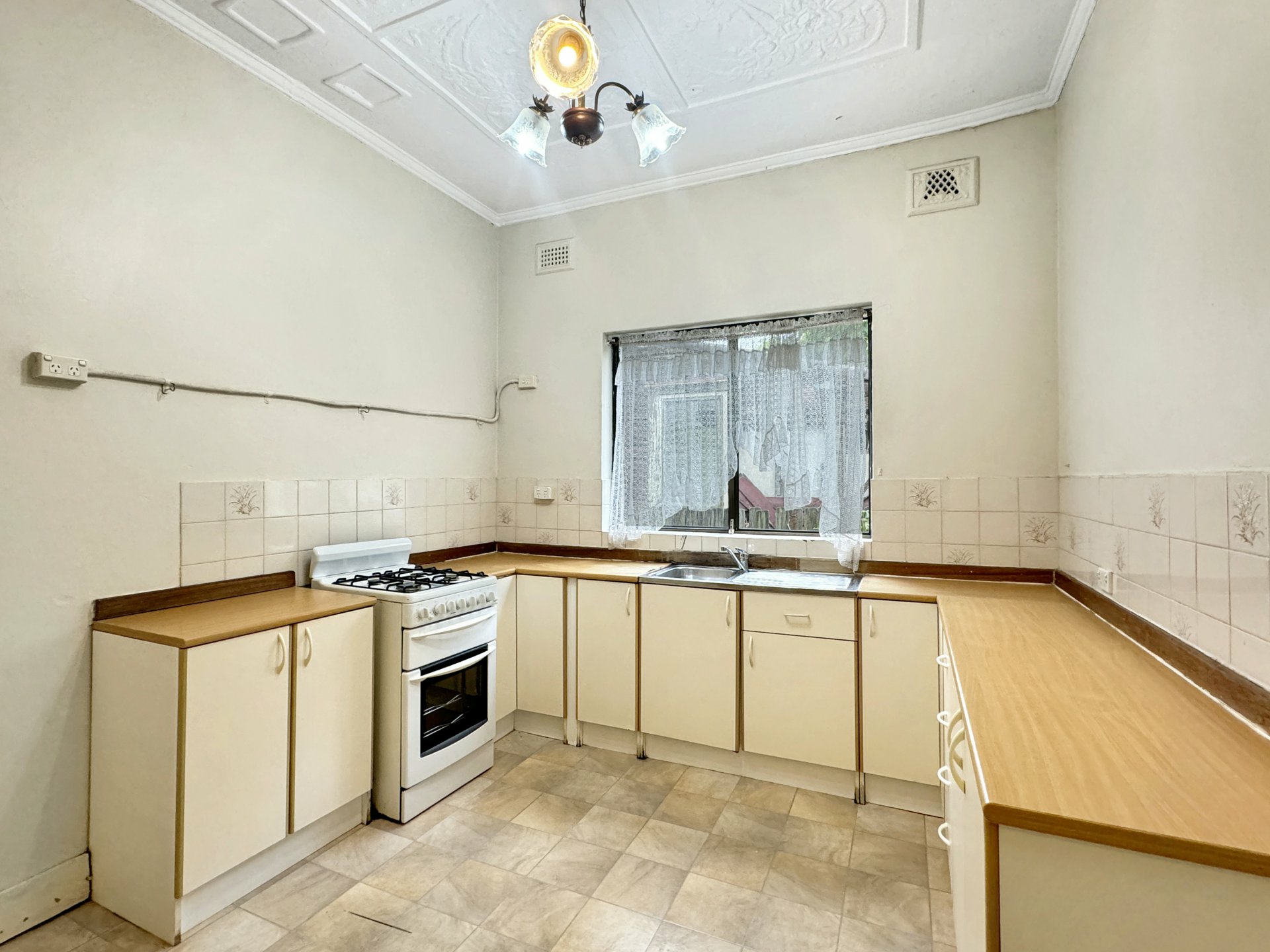 5 Banks Street, ASHFIELD