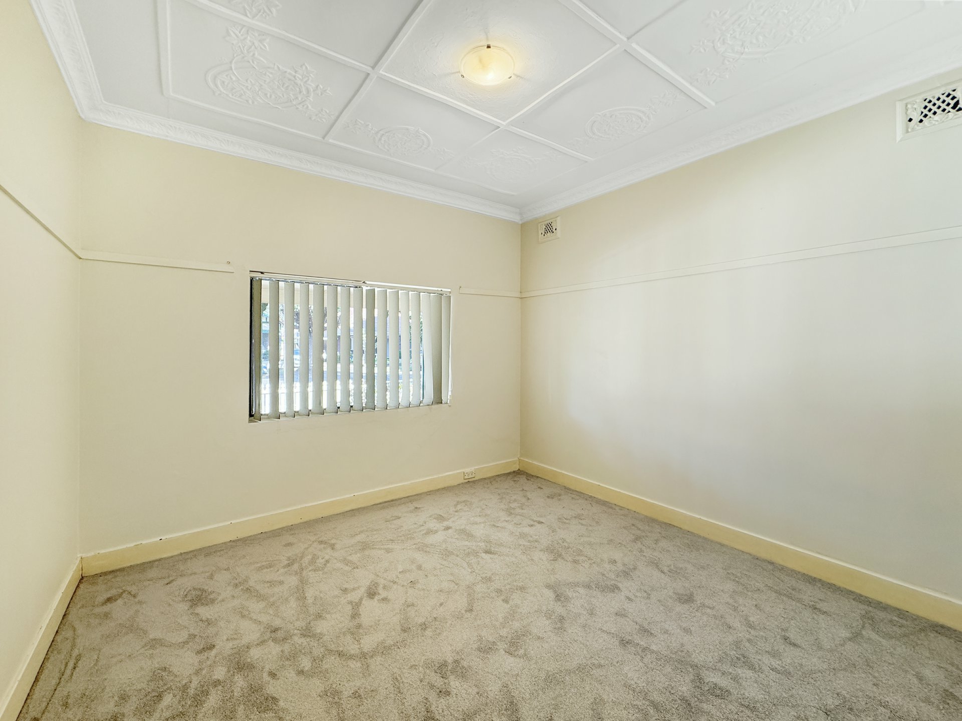 5 Banks Street, ASHFIELD