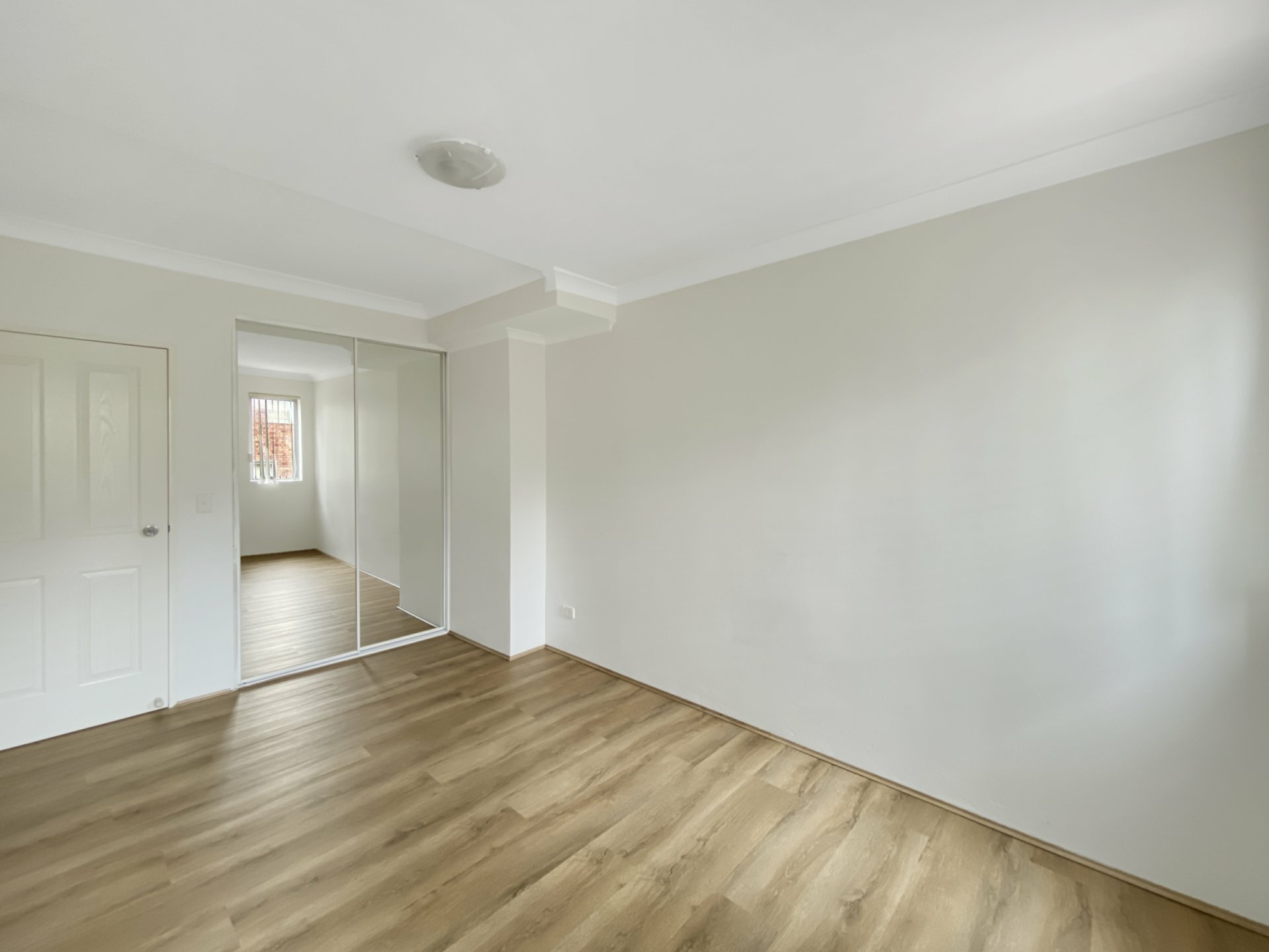 2/266-274 Burwood Road, Burwood