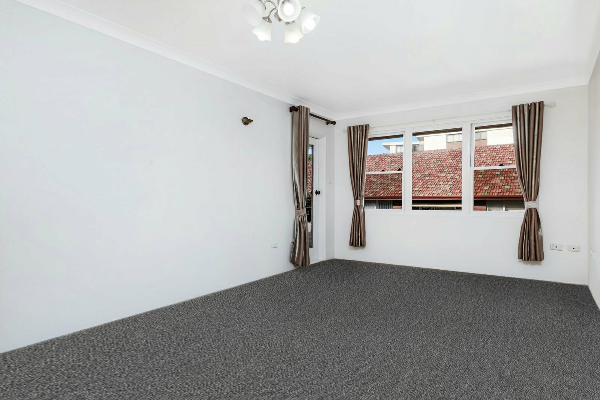 19/18-20 Park Avenue, BURWOOD