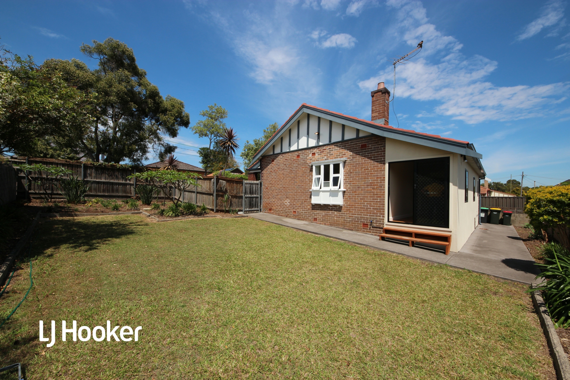 21 Bay Street, CROYDON