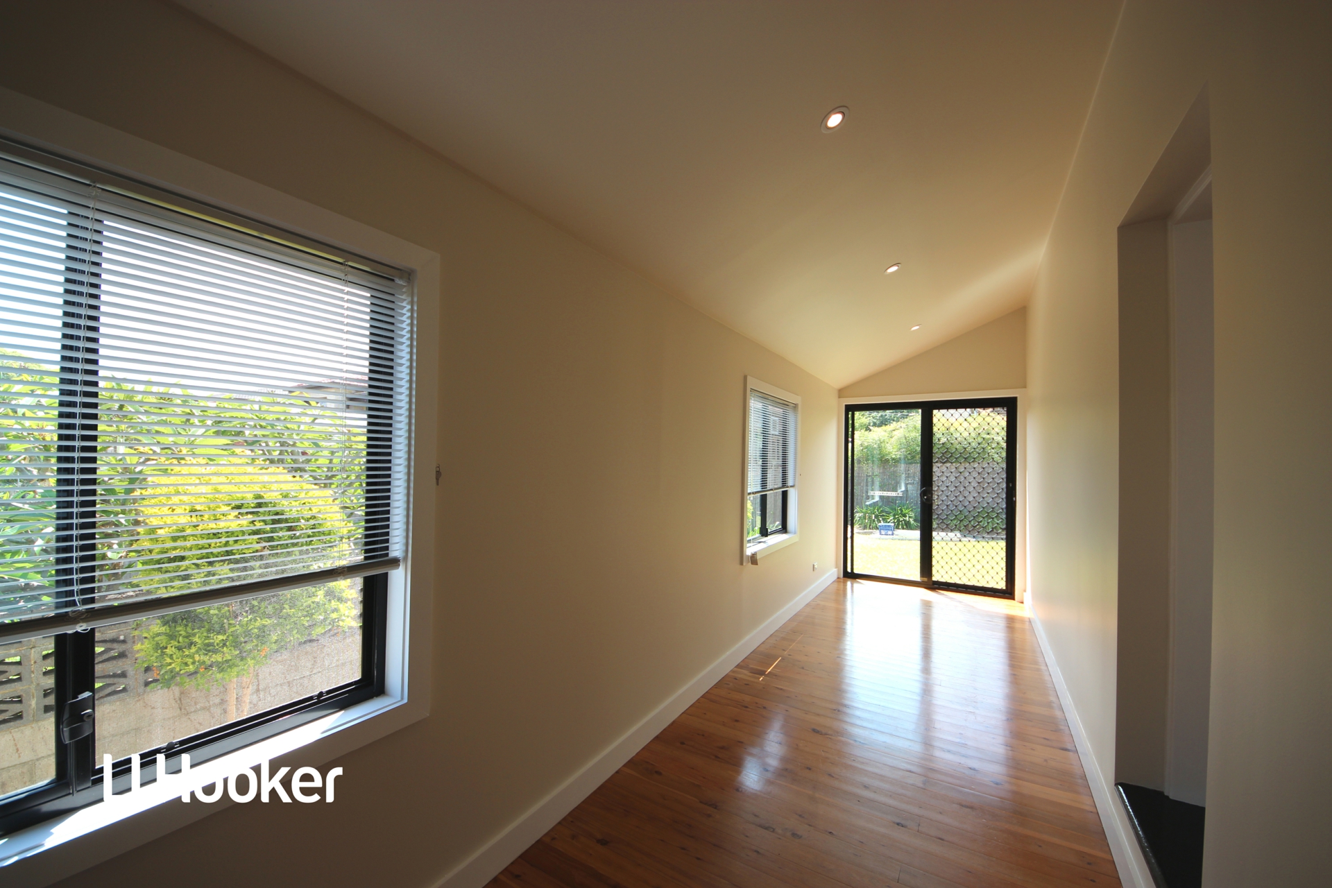 21 Bay Street, CROYDON