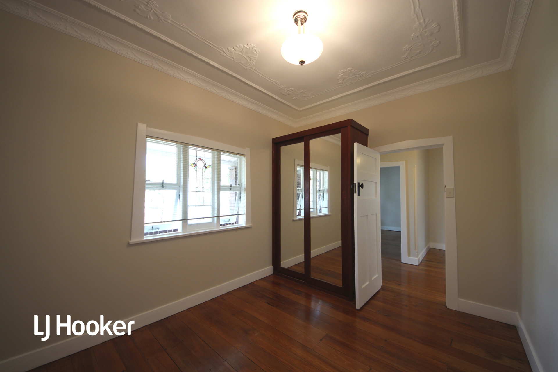 21 Bay Street, CROYDON