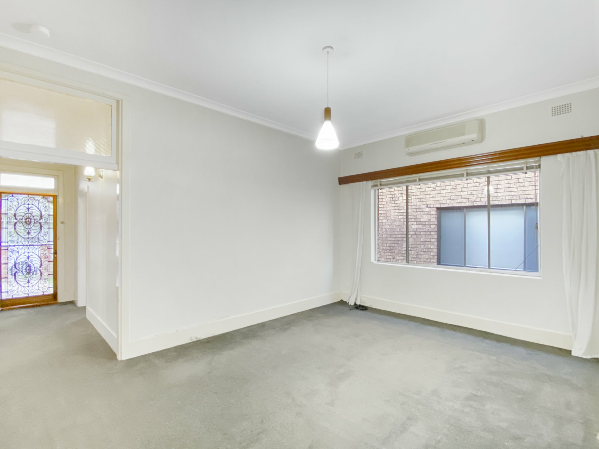 10 Milton St, BURWOOD