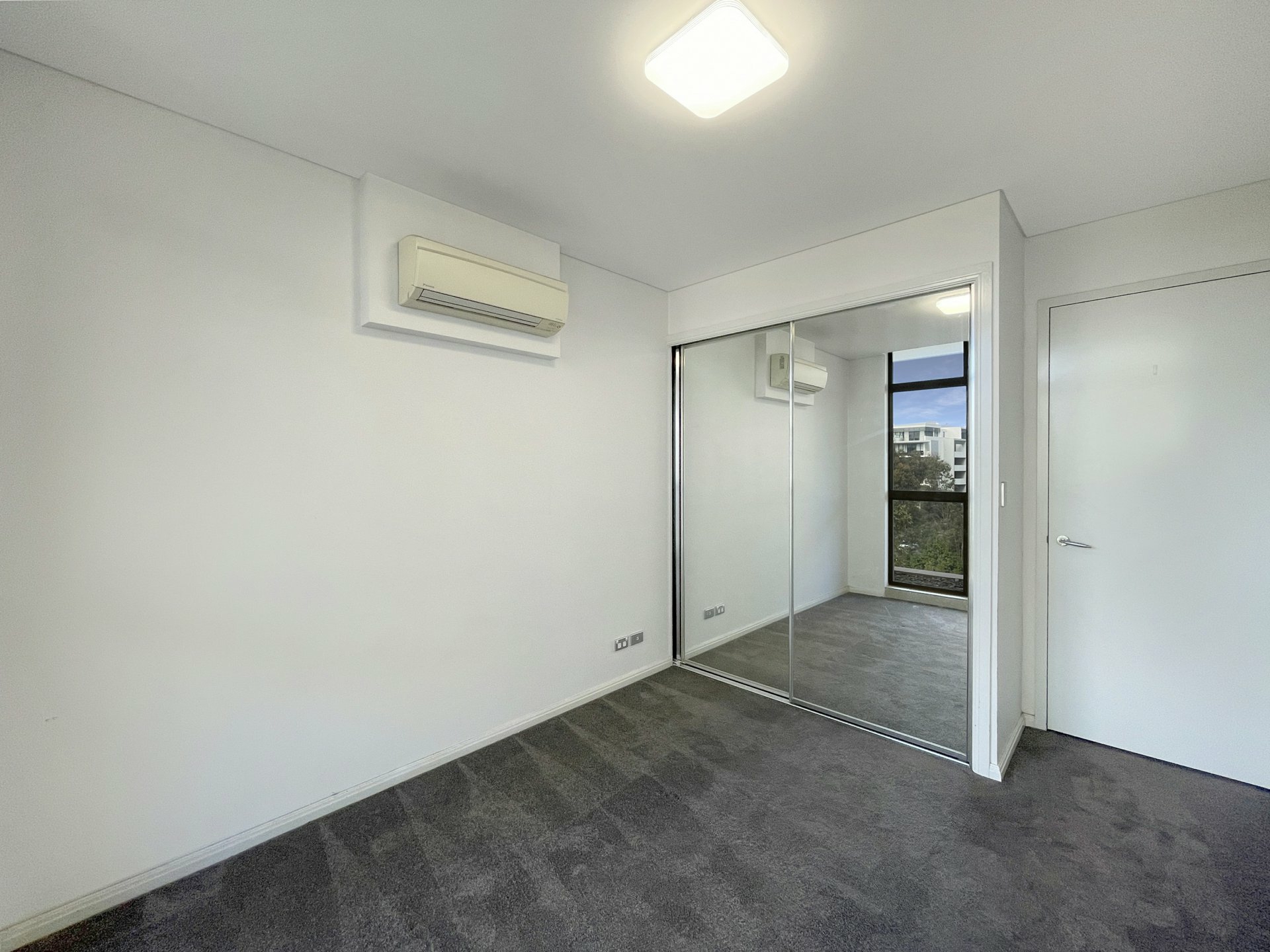 721/89 Shoreline Drive, RHODES