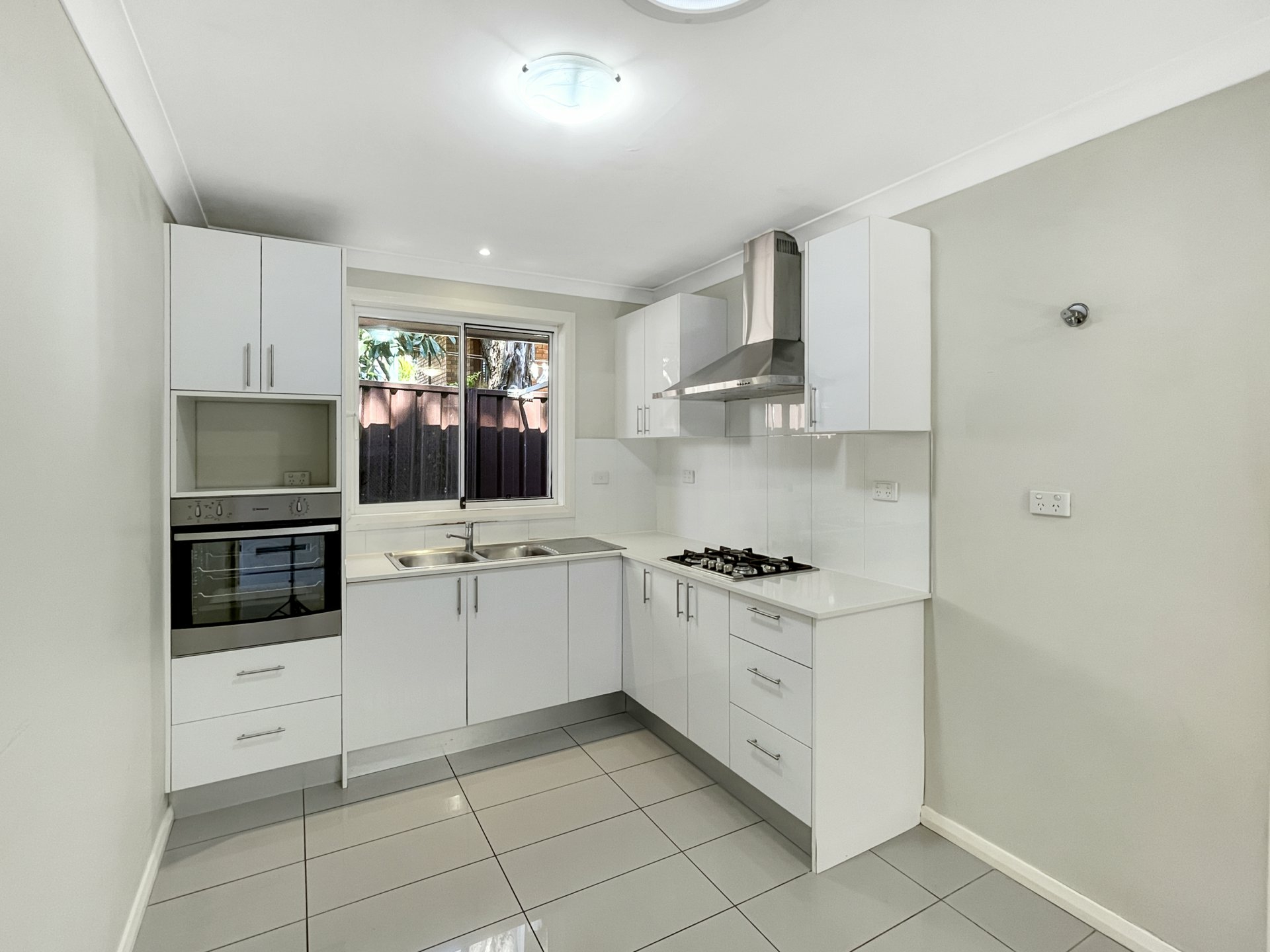 1/33A Angelo Street, BURWOOD