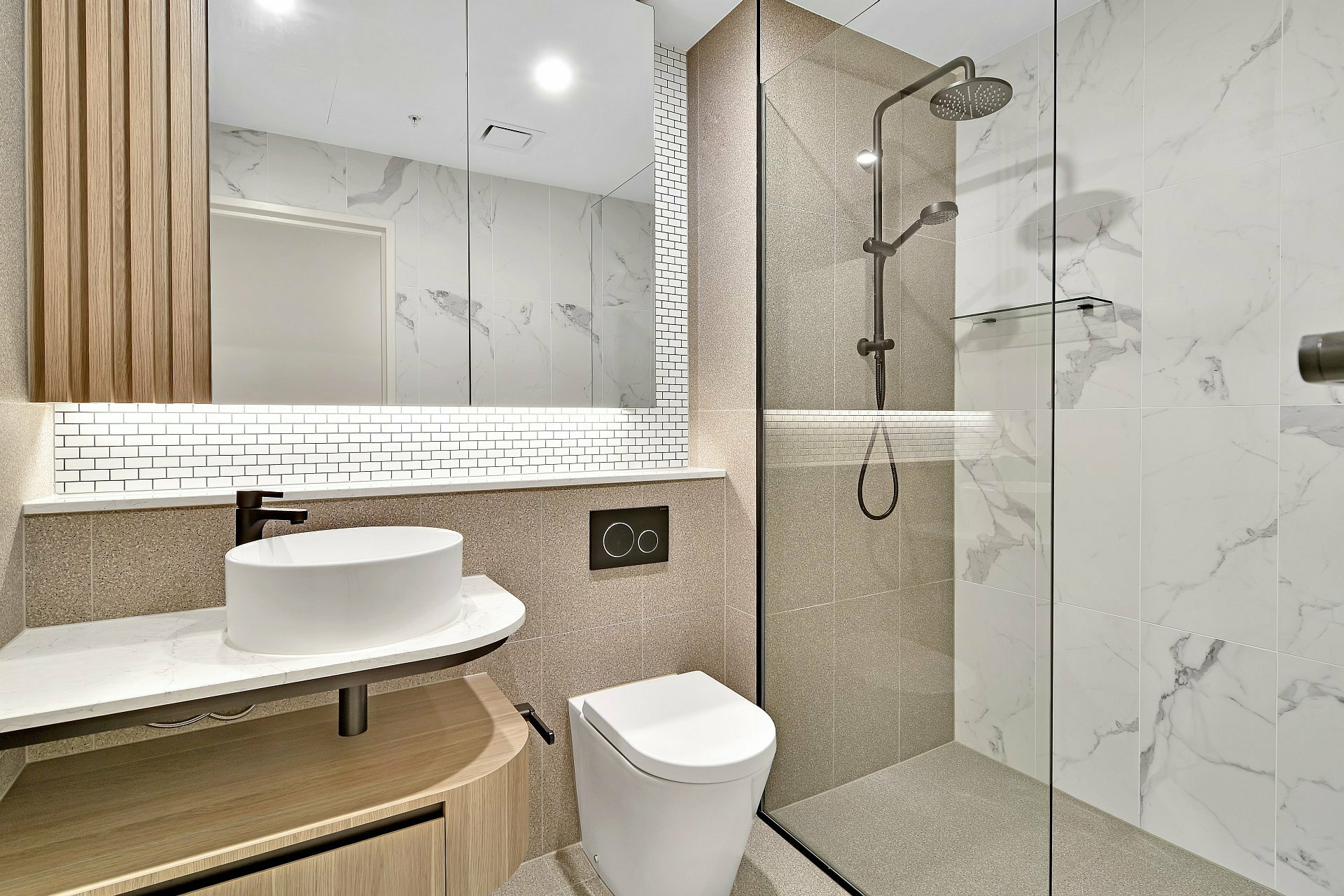 915/6 Lapwing Street, WENTWORTH POINT