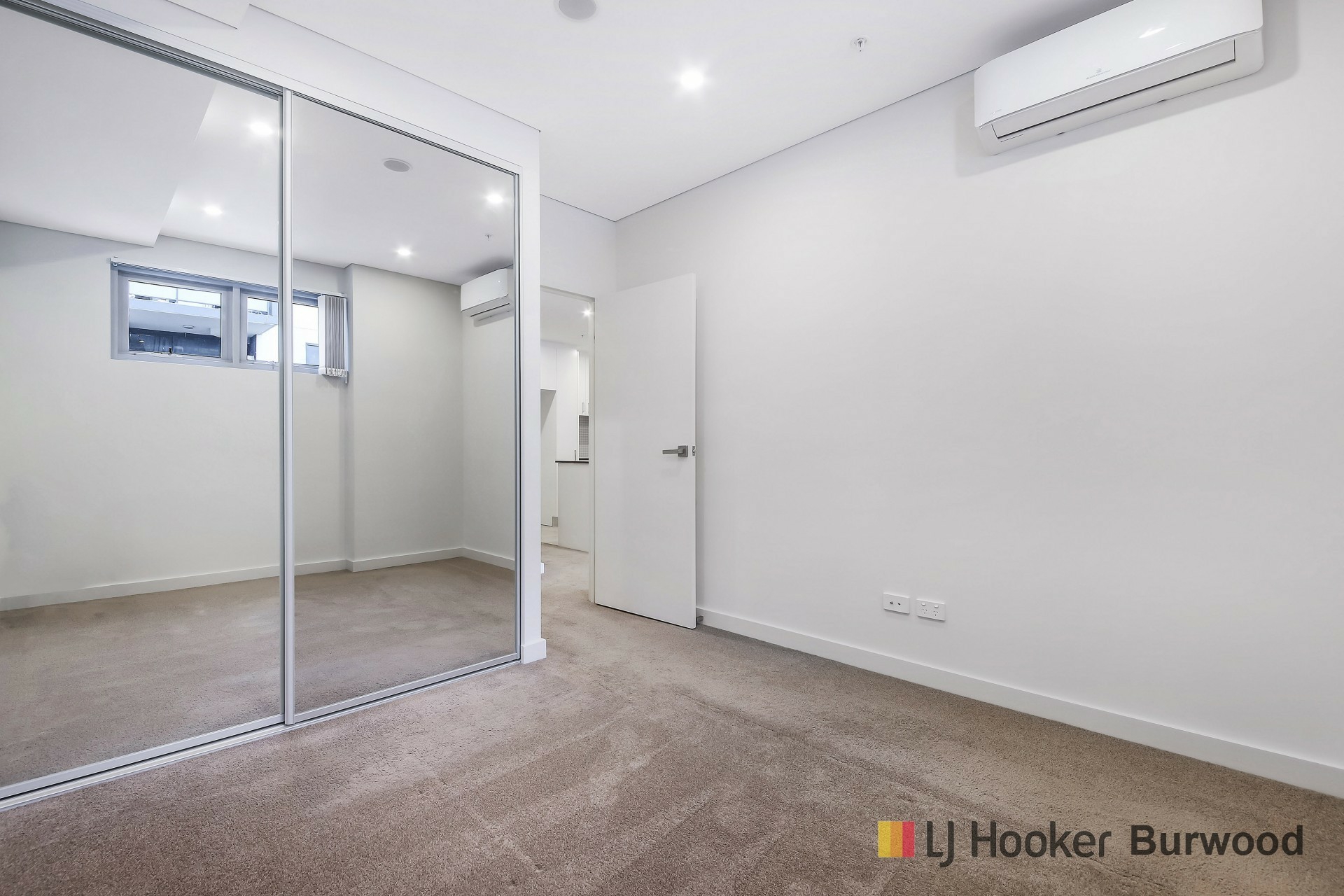 702/23-25 Churchill Ave, STRATHFIELD