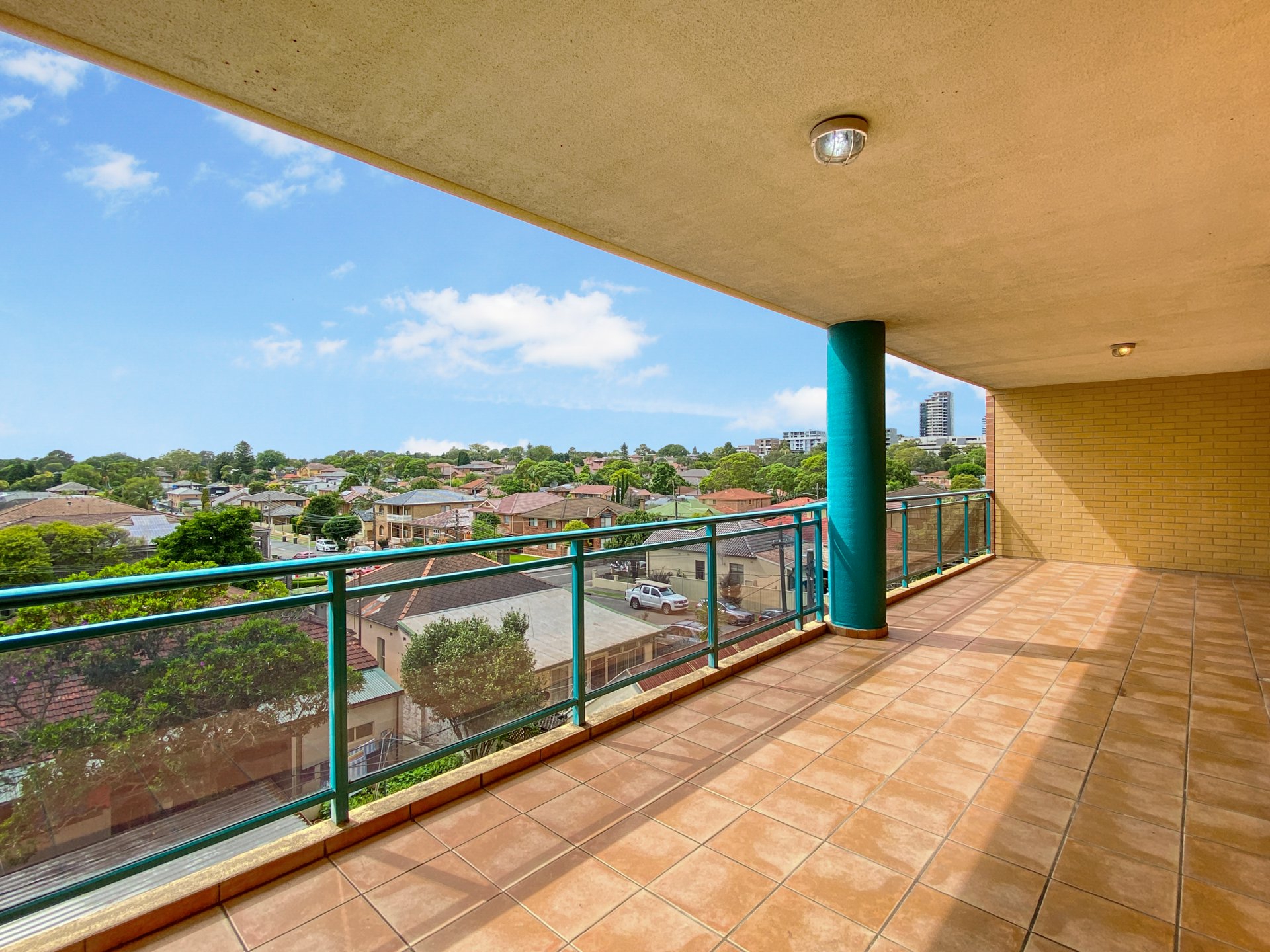 13/16-22 Burwood Road, BURWOOD