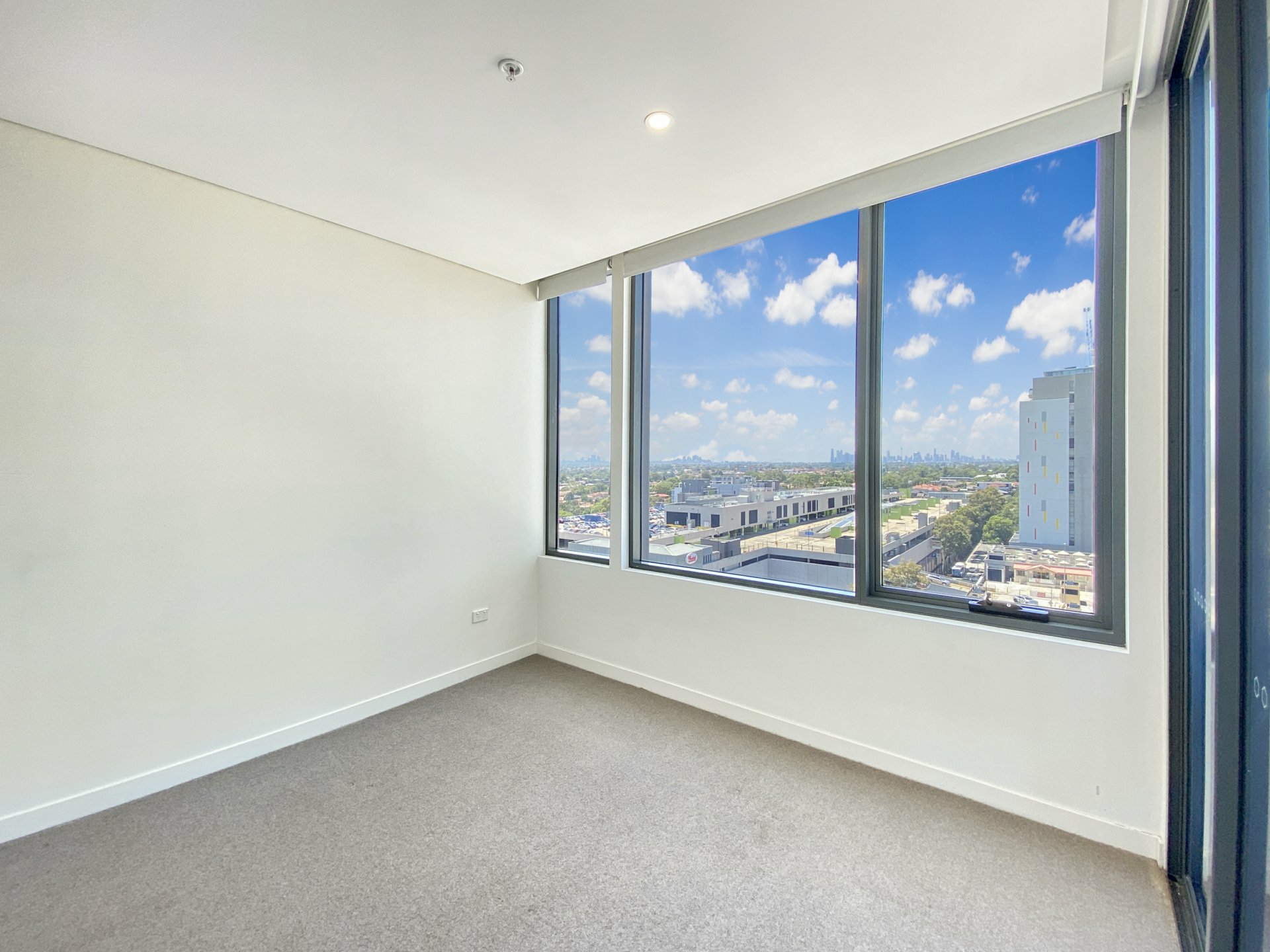 1206/2a Elsie Street, BURWOOD