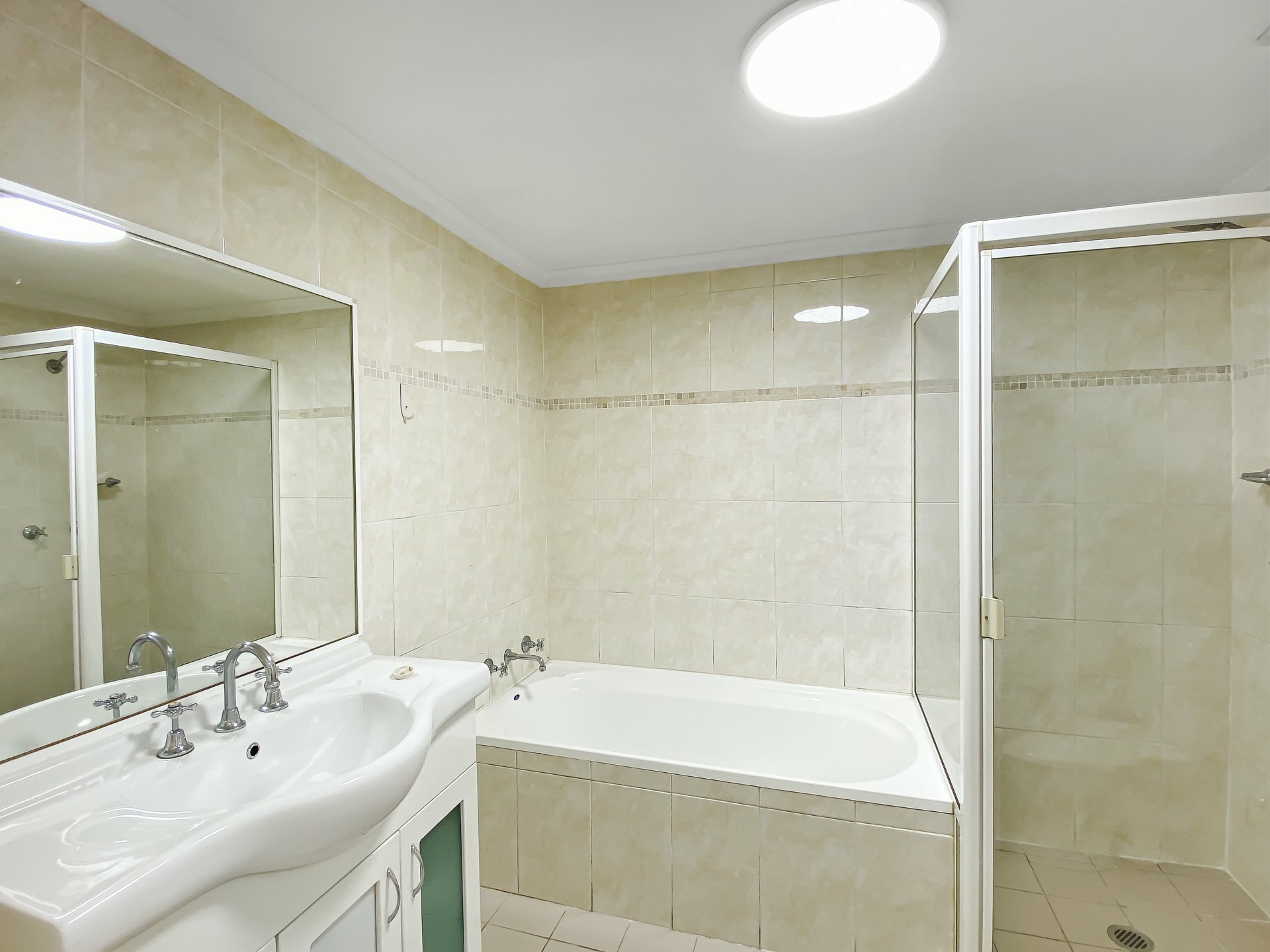 33/50-54 Henley Road, HOMEBUSH WEST