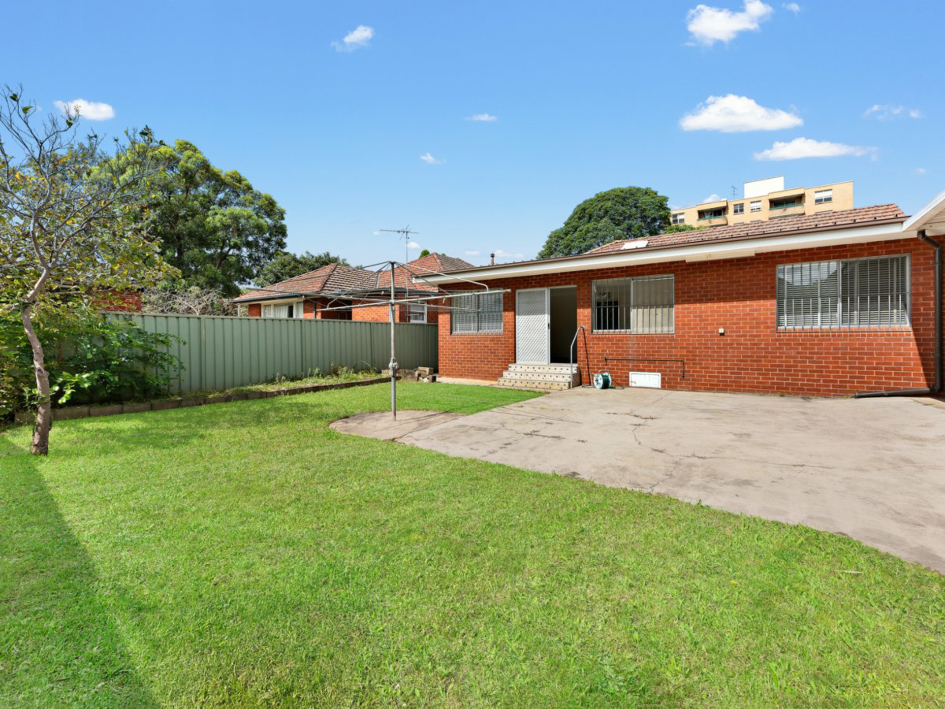 1 & 1A Everton Road — photo 10 of 10