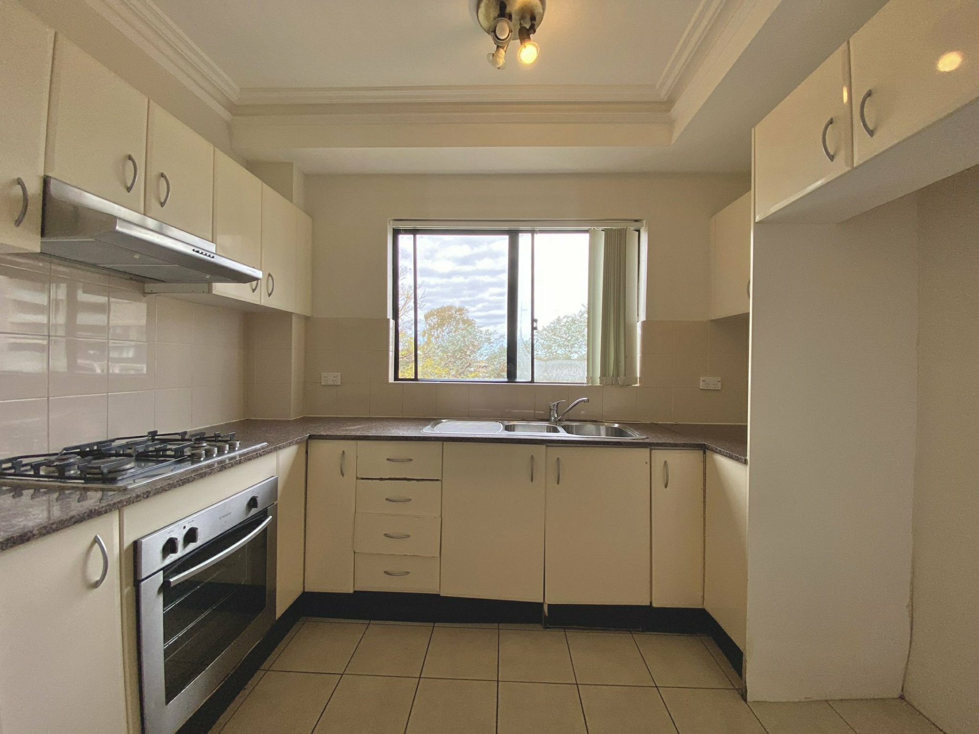 20/30 Gordon Street, BURWOOD