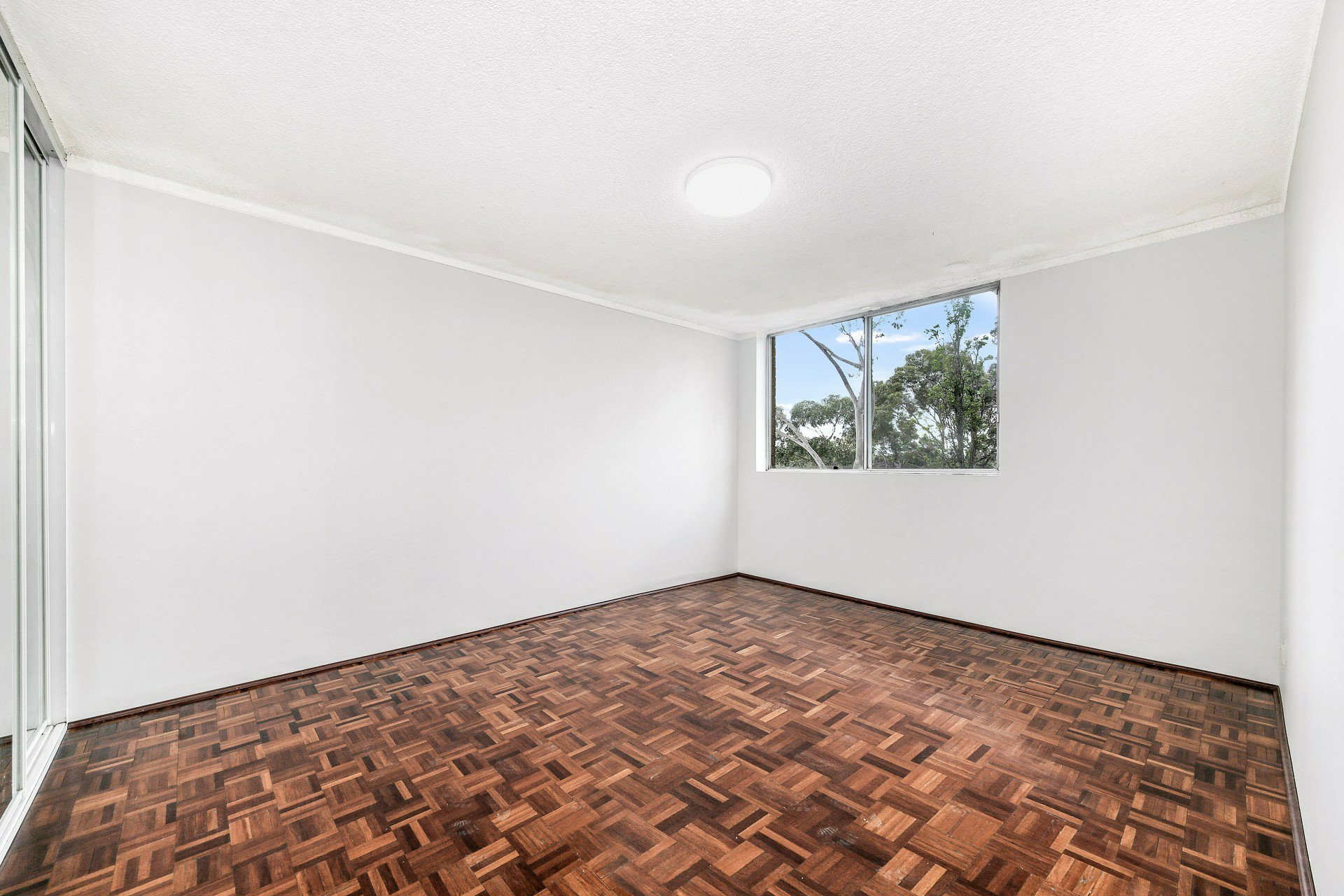 54/90-94 Wentworth Road, BURWOOD