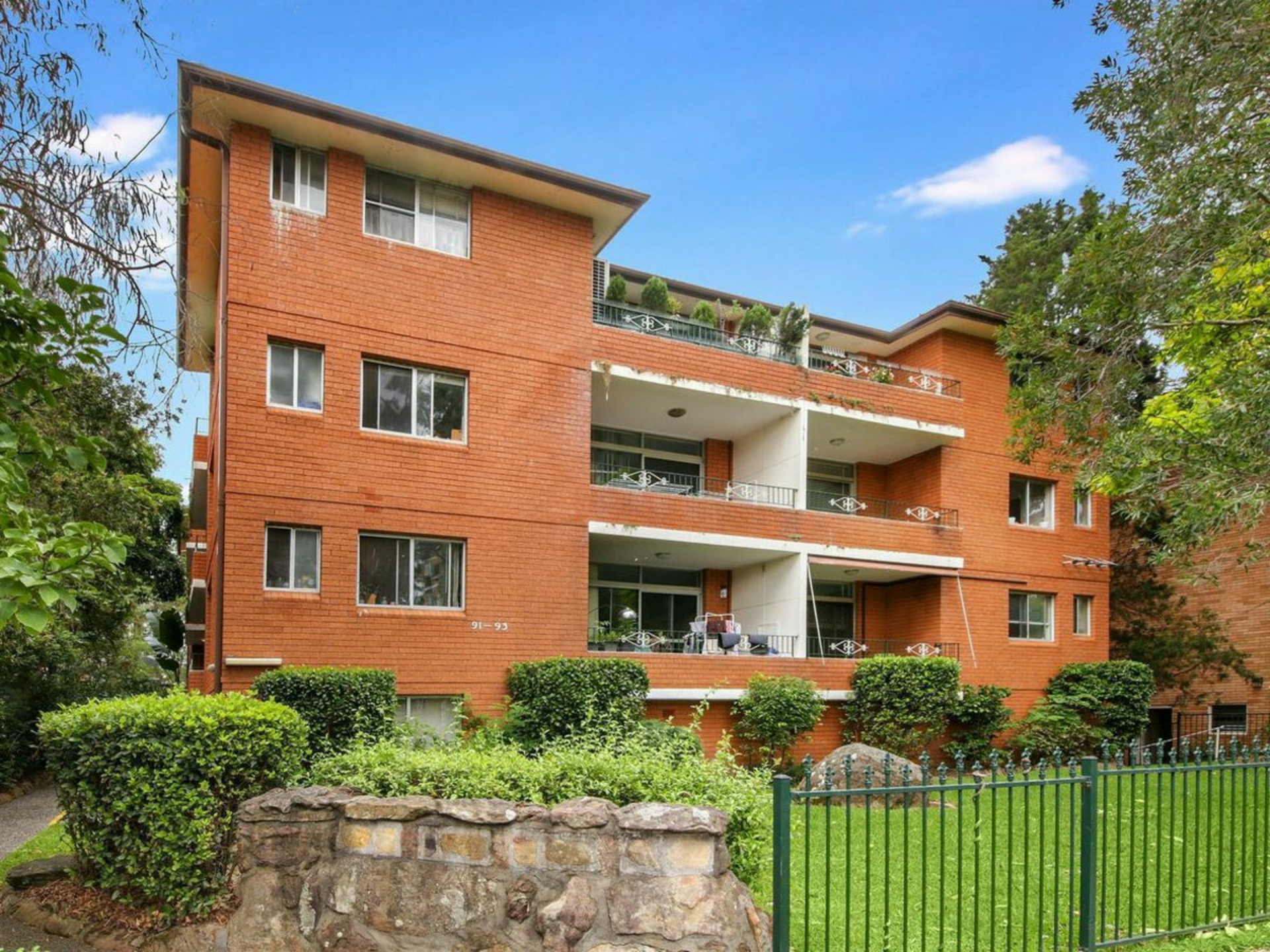 10/91-93 Wentworth Road — photo 8 of 8