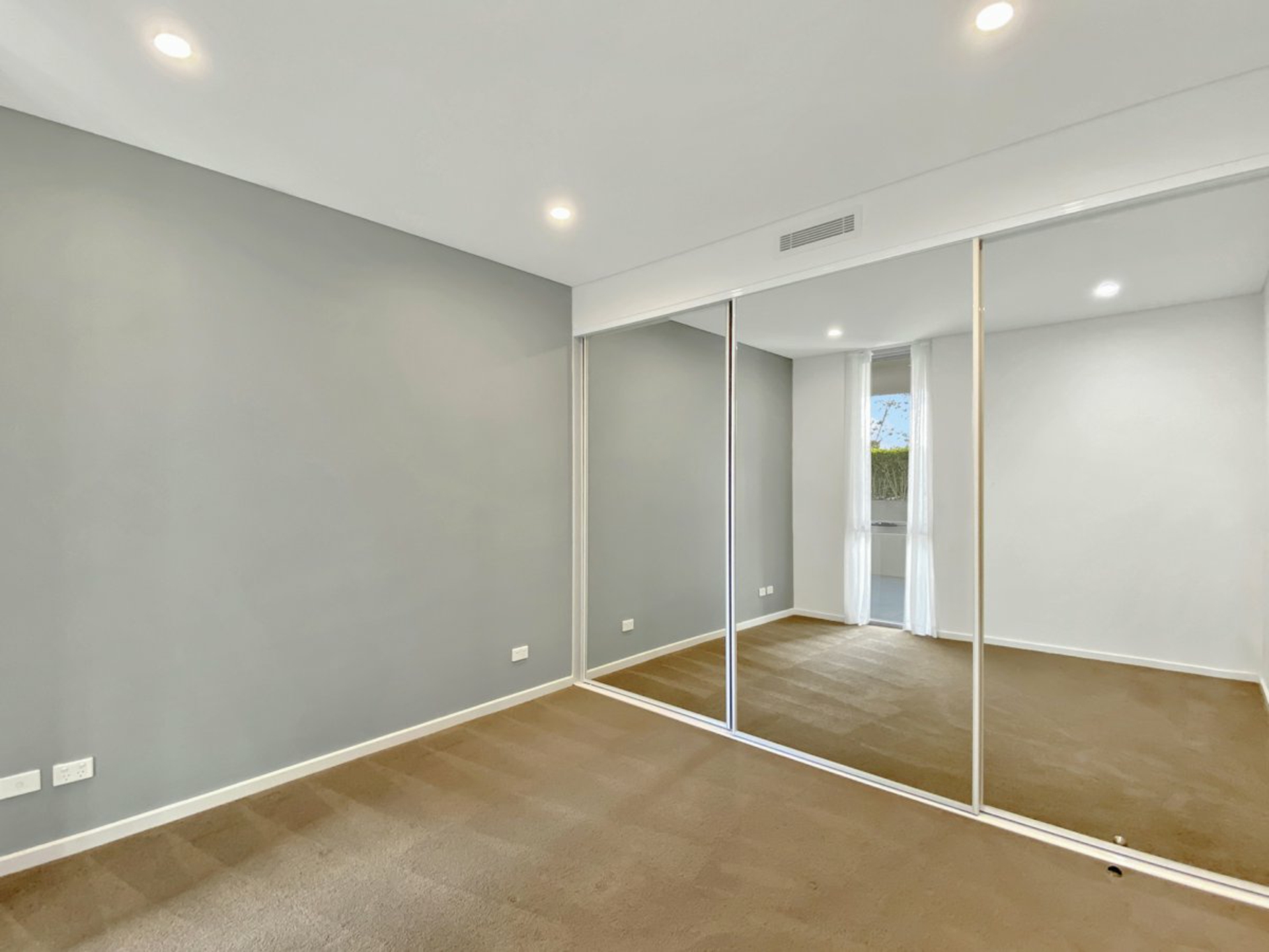 G03/13-17 Grosvenor Street — photo 5 of 7
