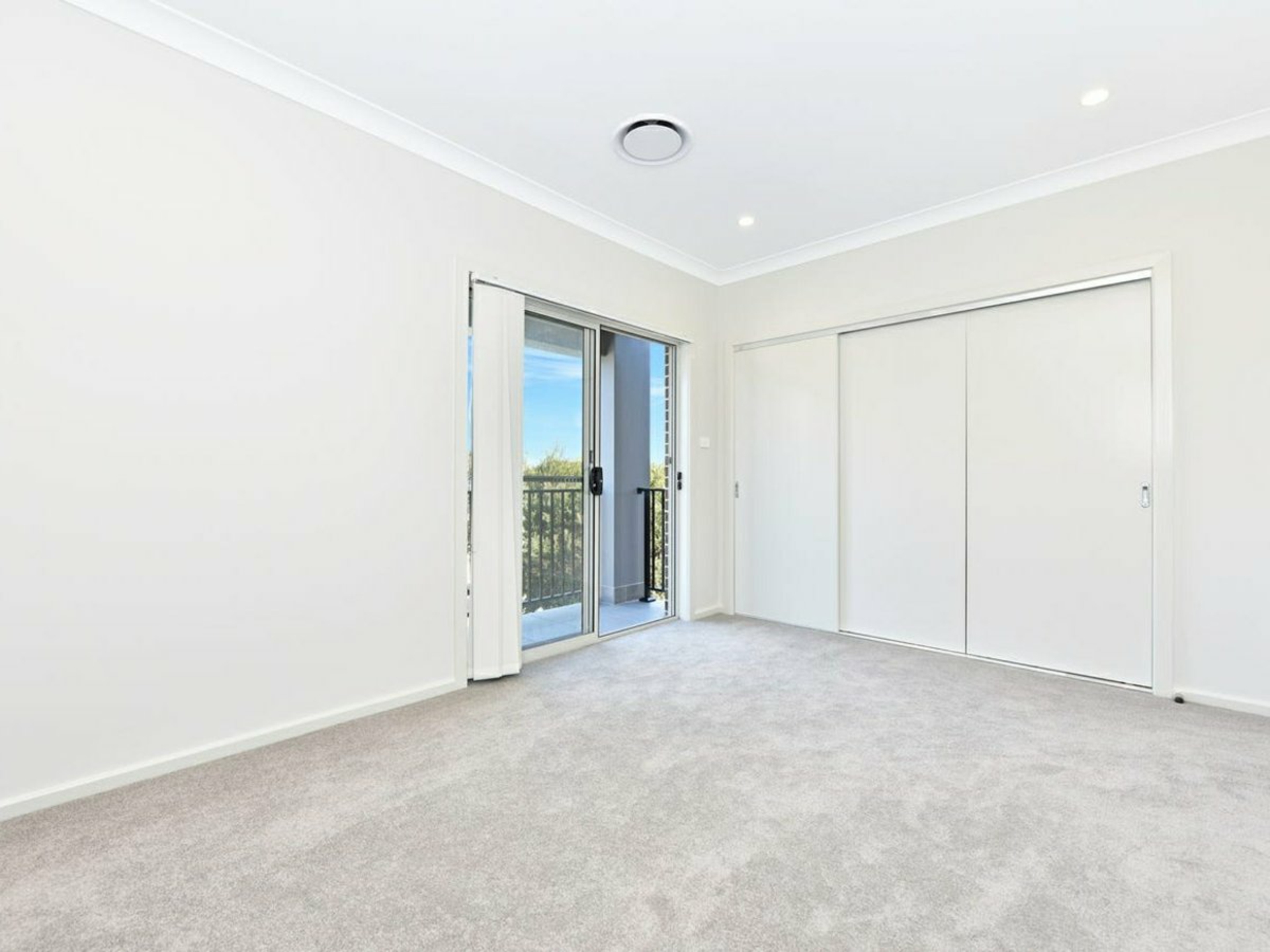 20 Nicholas Street — photo 3 of 6