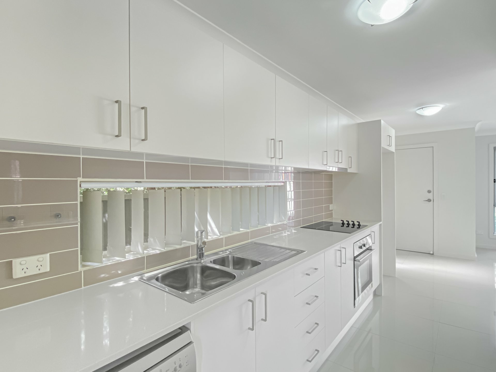 21B Blackwall Point Road — photo 4 of 7