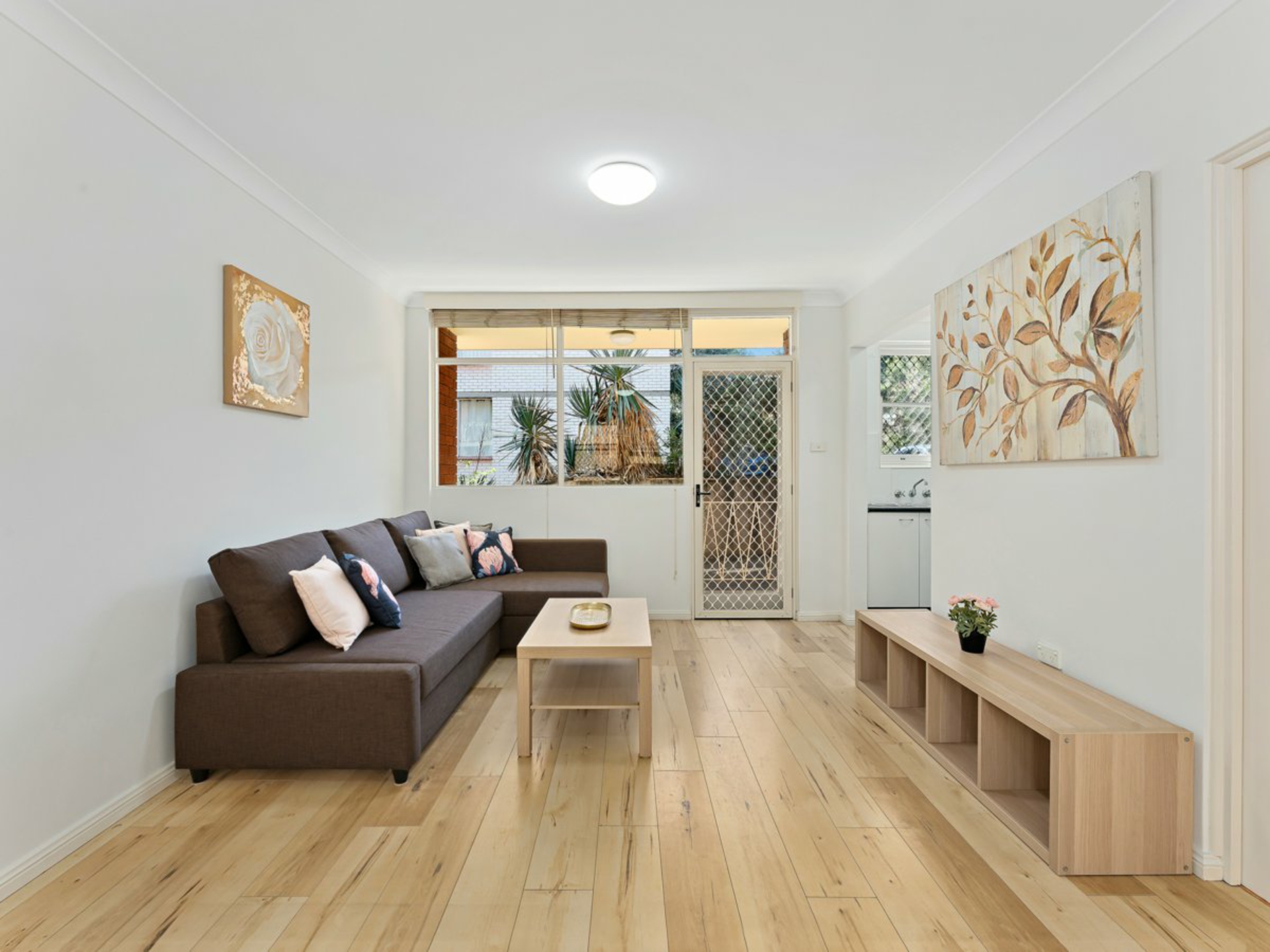 4/18 Belmore Street — photo 3 of 8