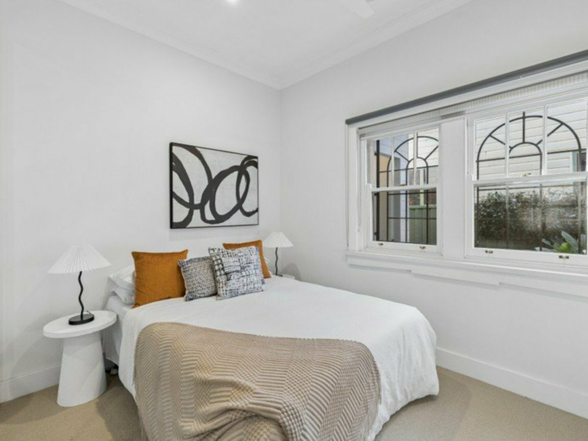 17 Royce Avenue — photo 7 of 12