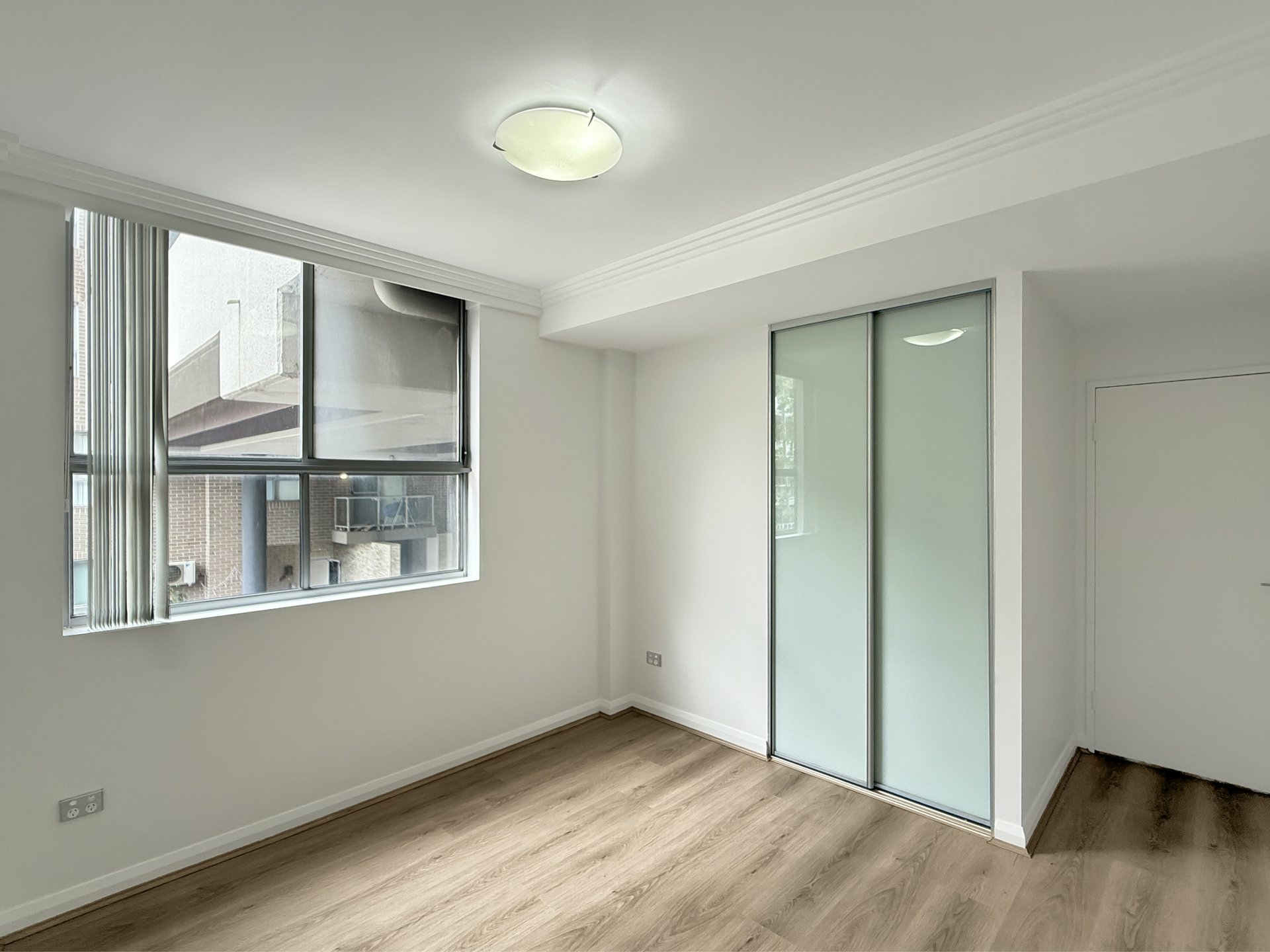 D107A/81-86 Courallie Avenue — photo 3 of 6
