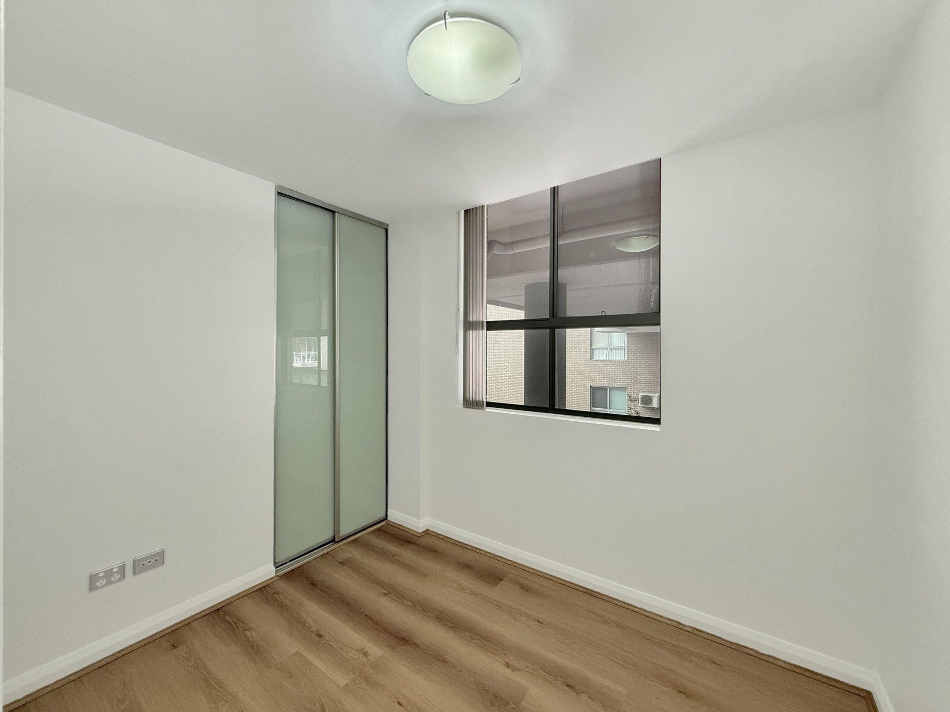 D107A/81-86 Courallie Avenue — photo 5 of 6