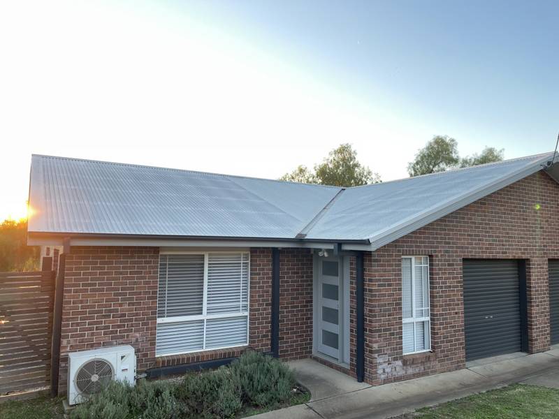 Unit 1/101 Links Road, GUNNEDAH