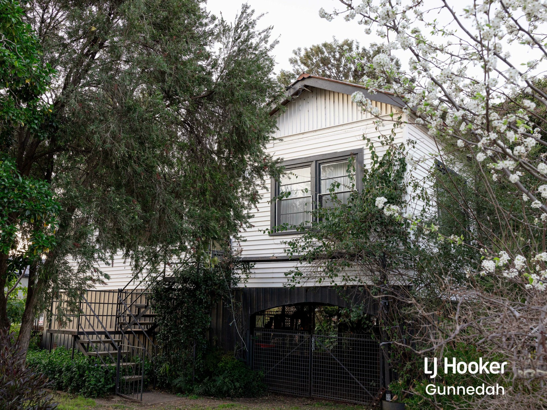 80 Bloomfield Street — photo from LJ Hooker Gunnedah