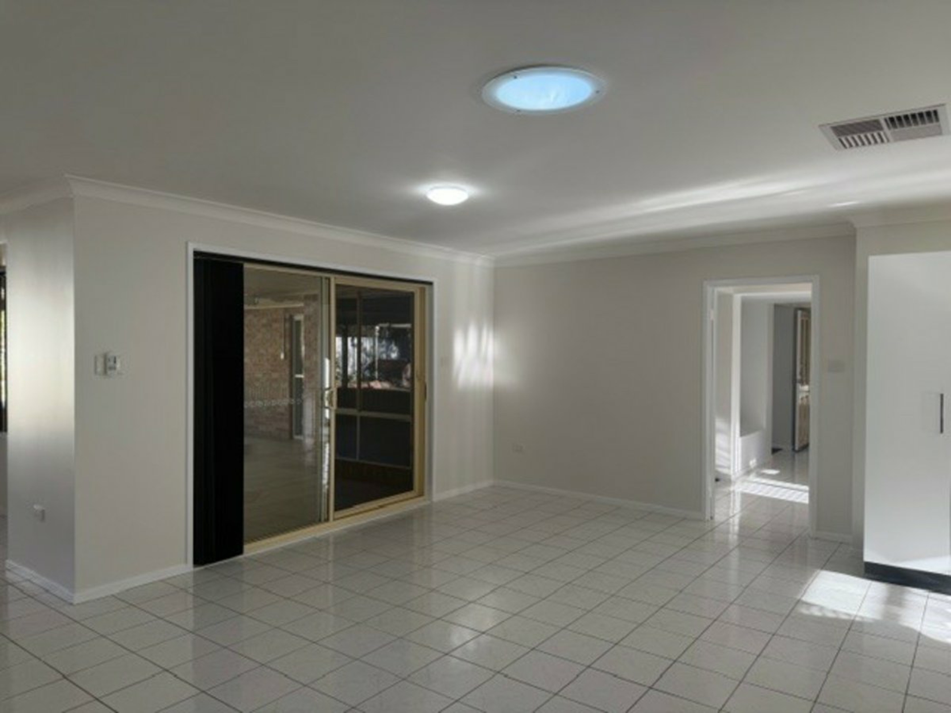 14 Wattle Street — photo 8 of 19