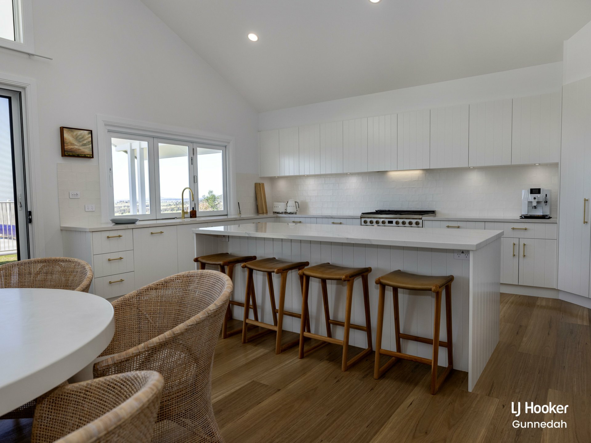 14 Vera Close — photo 4 of 26
