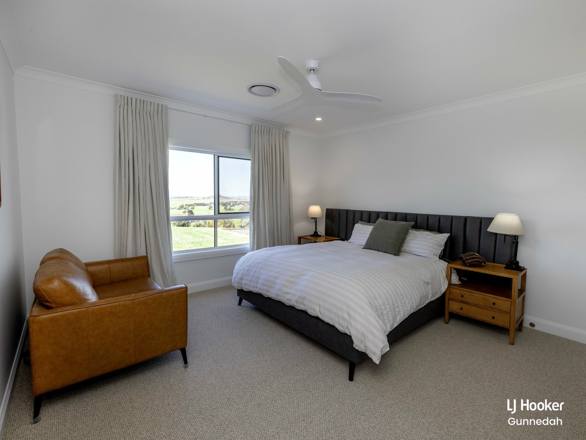 14 Vera Close — photo 13 of 26