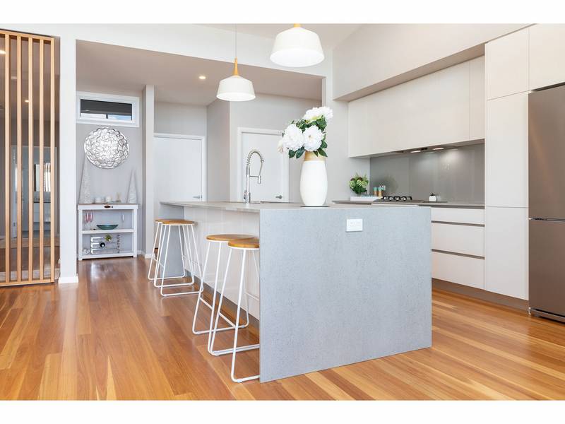 43 Cottesloe Circuit, Red Head