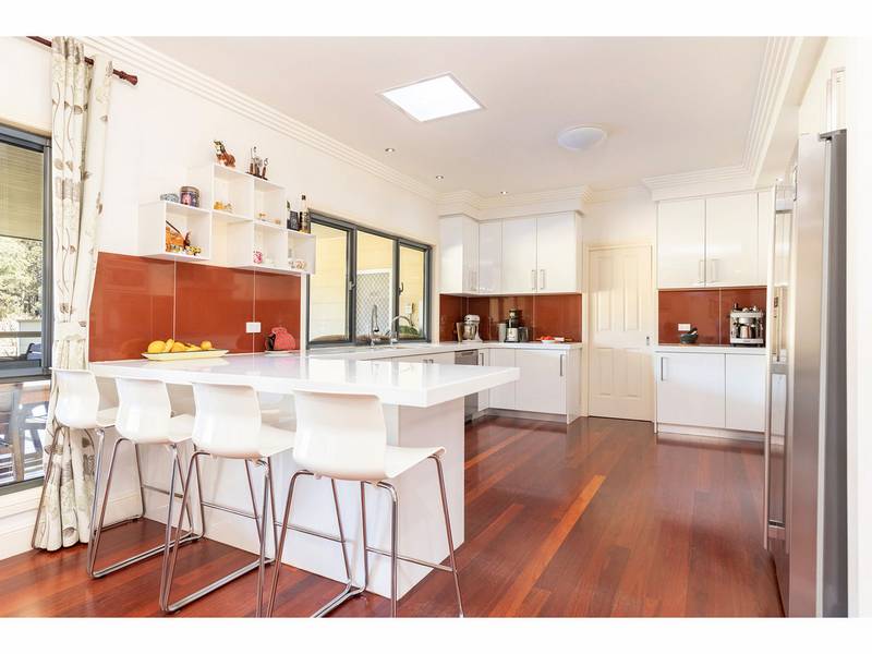 106 Suncrest Close, BULAHDELAH