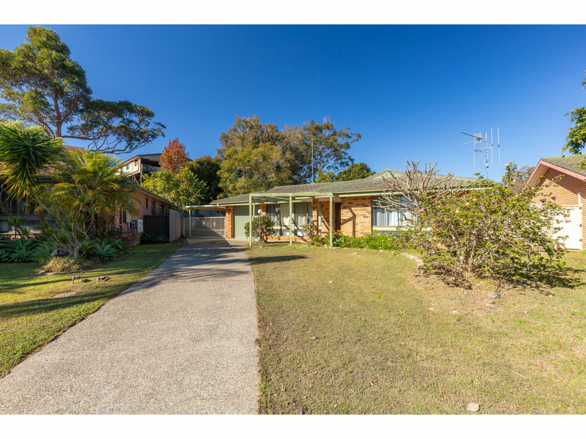 8 Endeavour Court, Forster